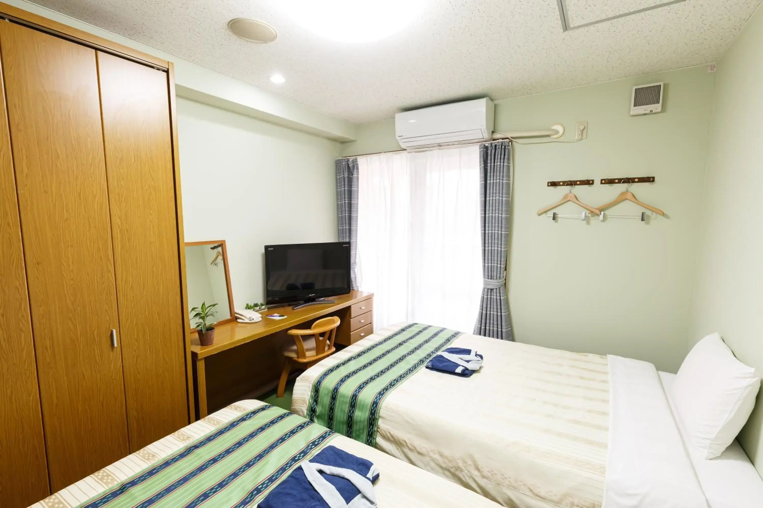 Bed in Peace Land Kume Bed in Peace Land Kume