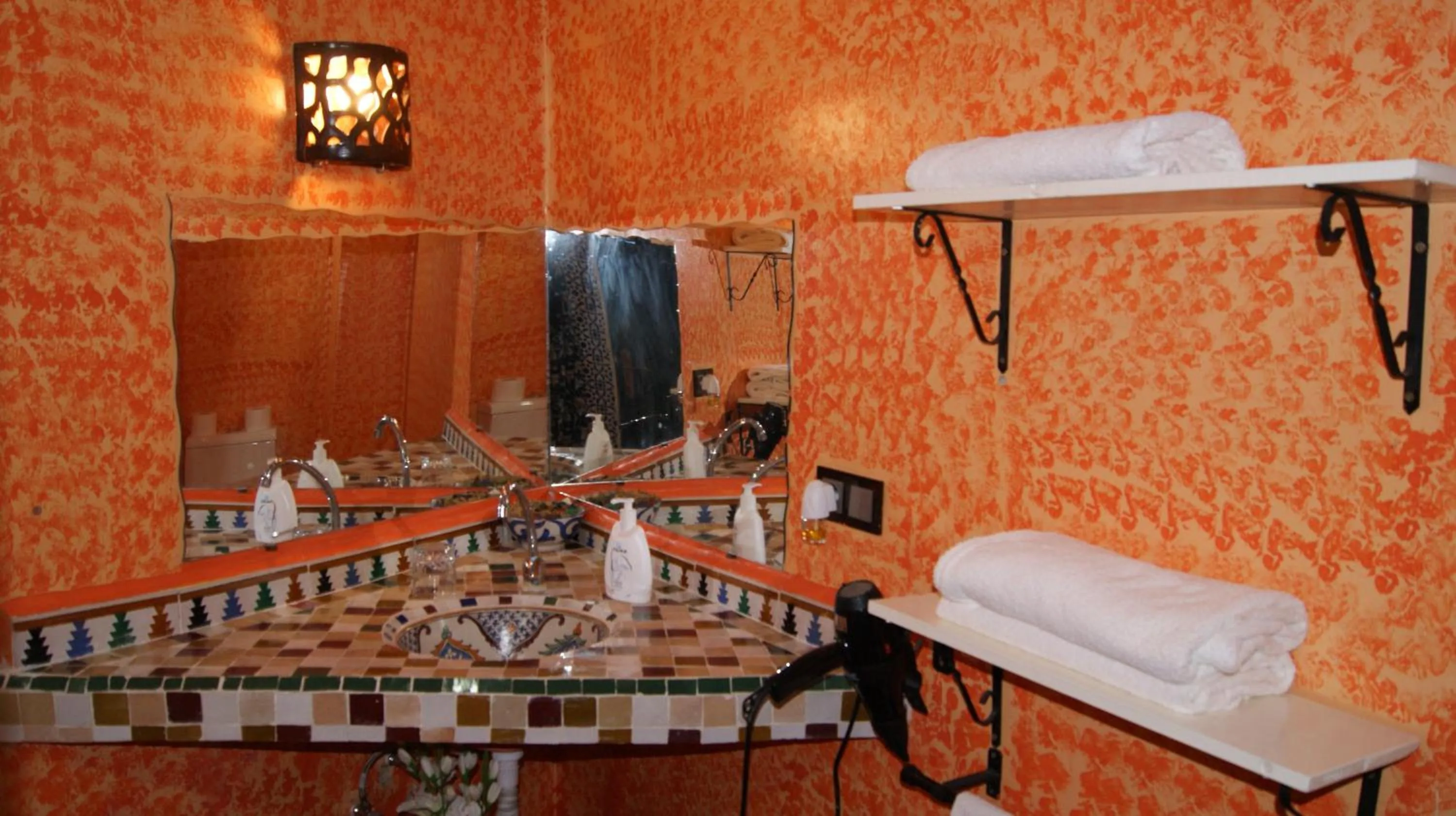 Bathroom in Riad Tingis