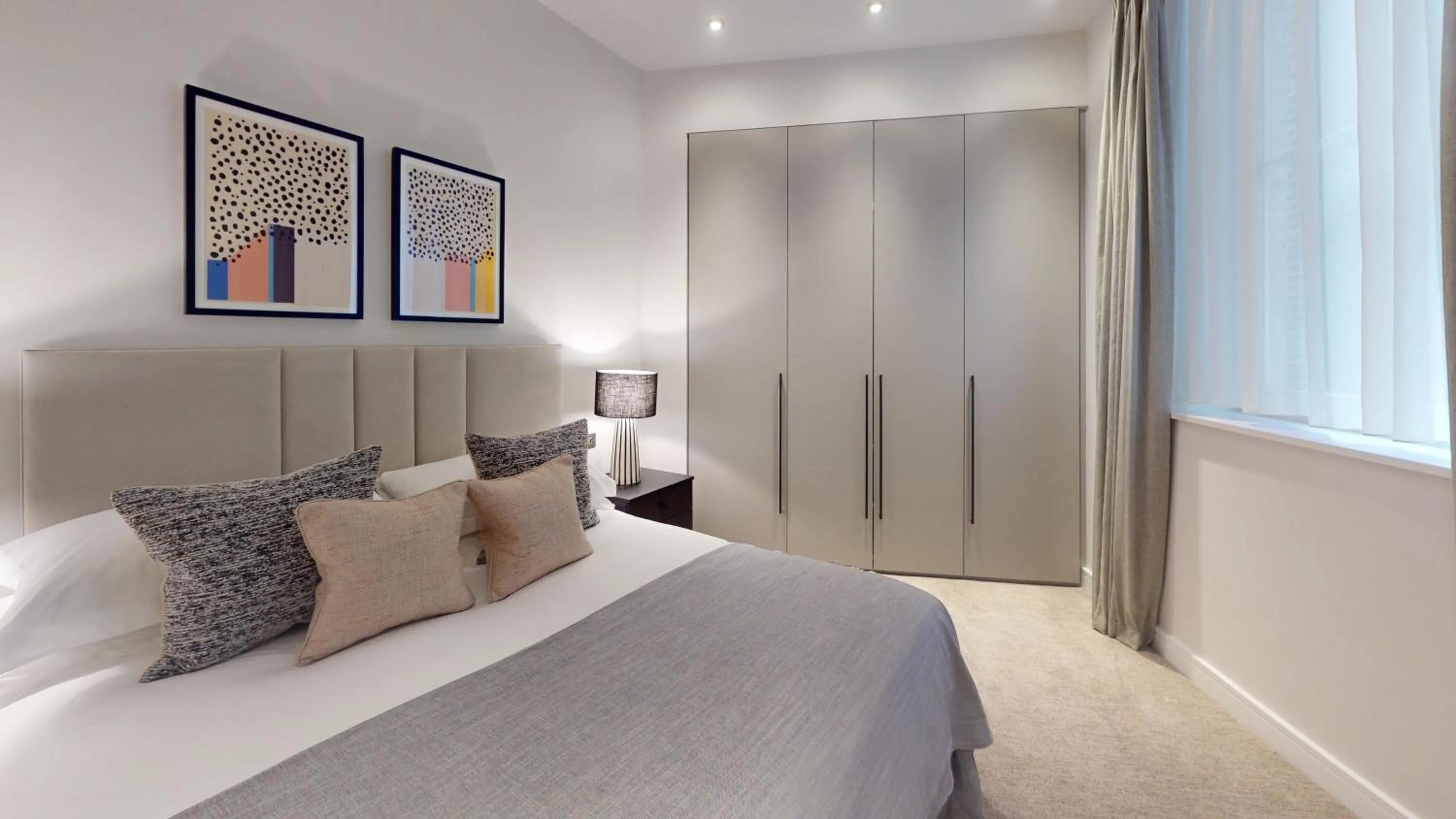 Bedroom, Bed in Cheval Harrington Court at South Kensington