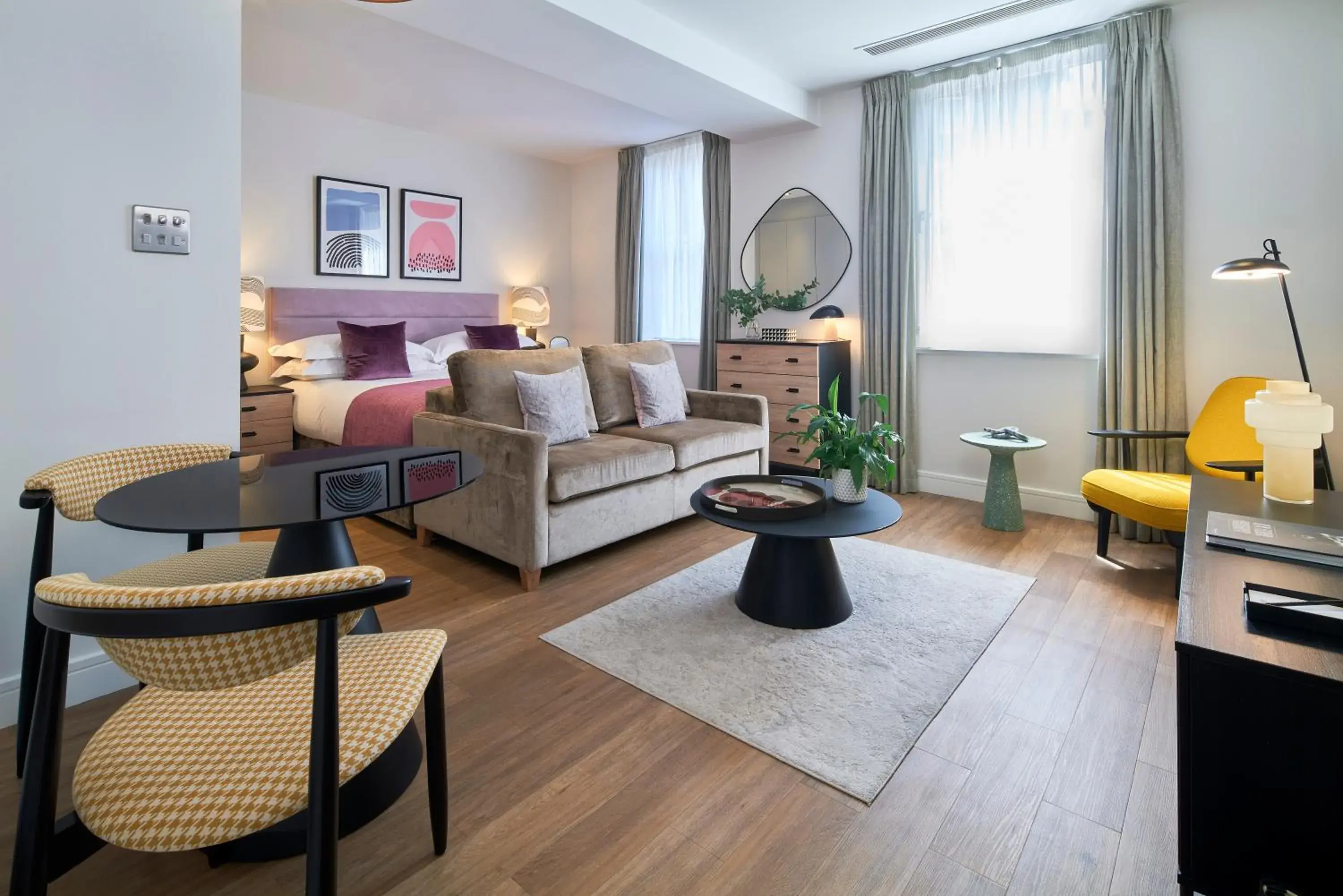 Luxury One Bedroom Open Plan Apartment in Cheval Harrington Court at South Kensington Luxury One Bedroom Open Plan Apartment in Cheval Harrington Court at South Kensington