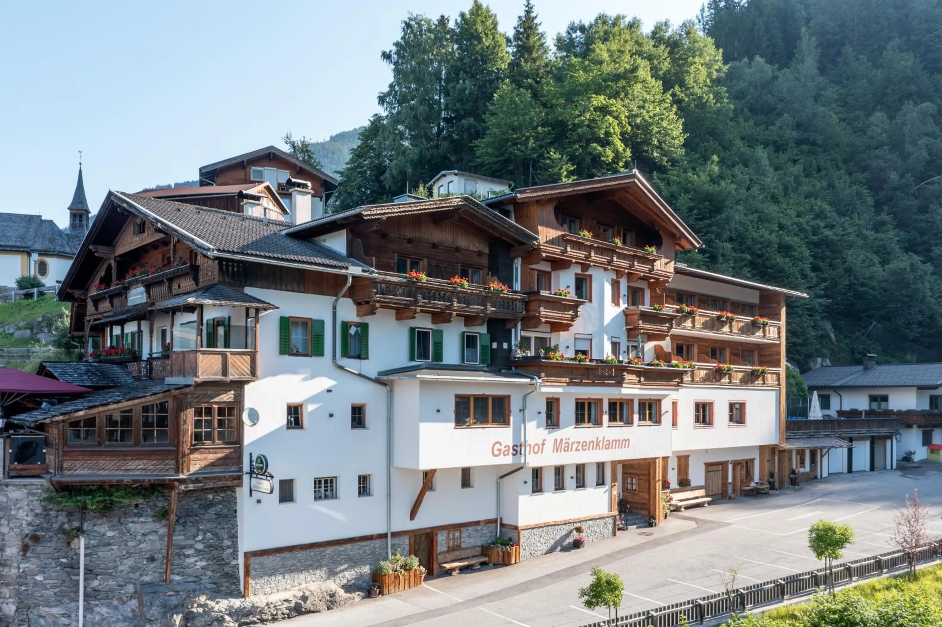 Property building in Hotel - Gasthof Märzenklamm