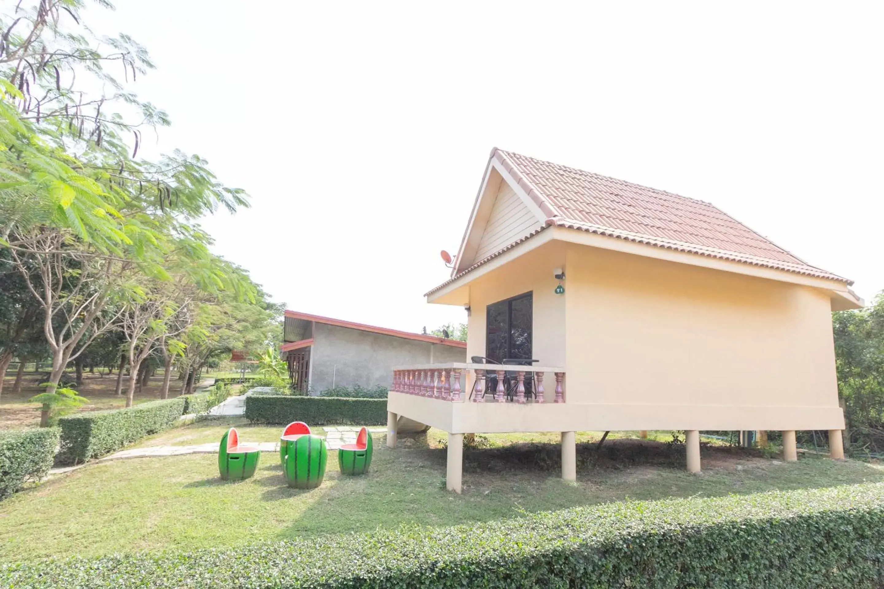 Facade/entrance in Thaiburi Thara Resort Facade/entrance in Thaiburi Thara Resort