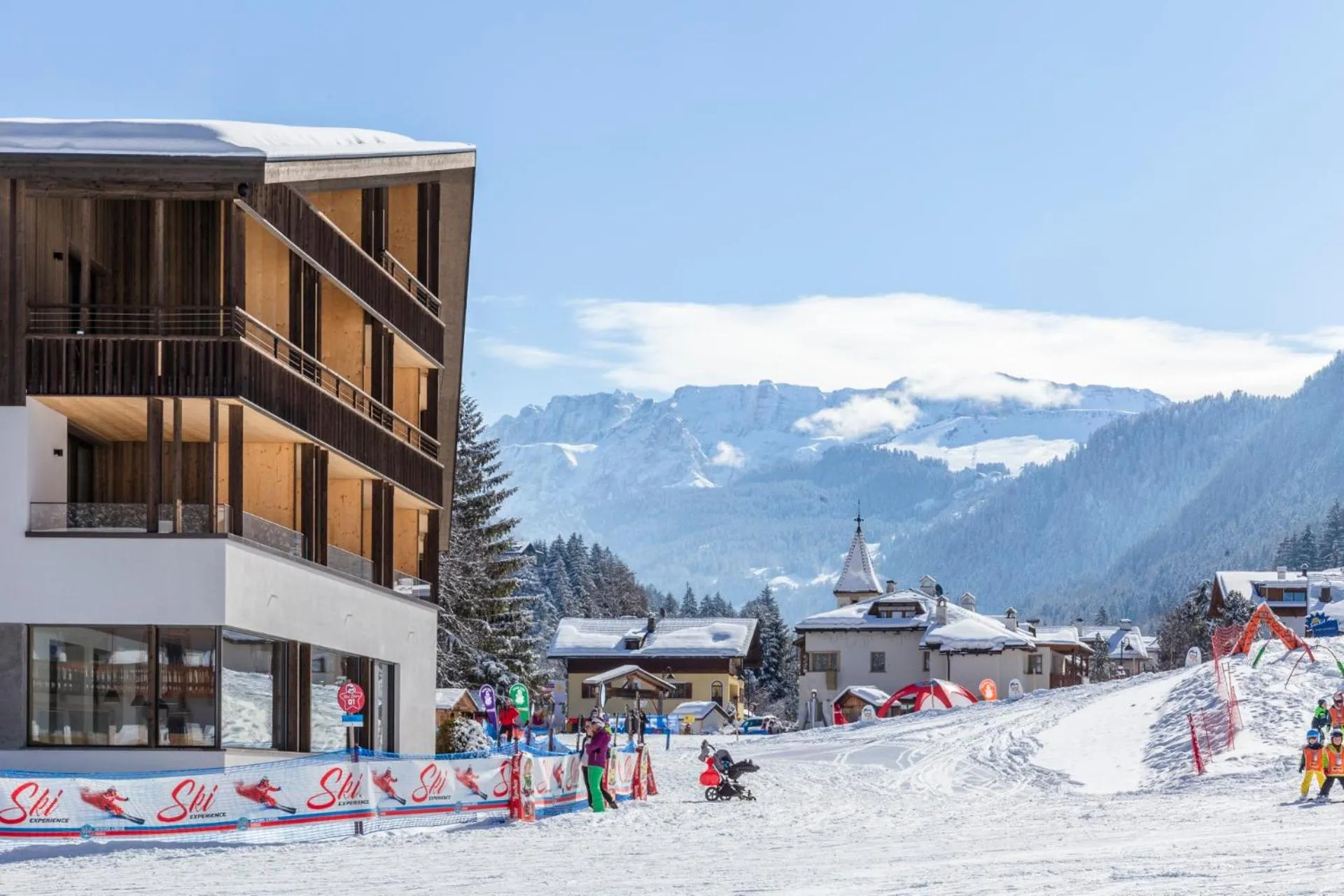 Facade/entrance in Pra Palmer The Green B&B