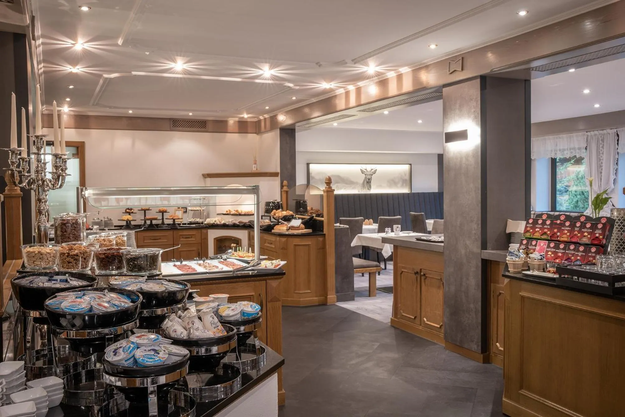 Breakfast in The Laurin Small & Charming