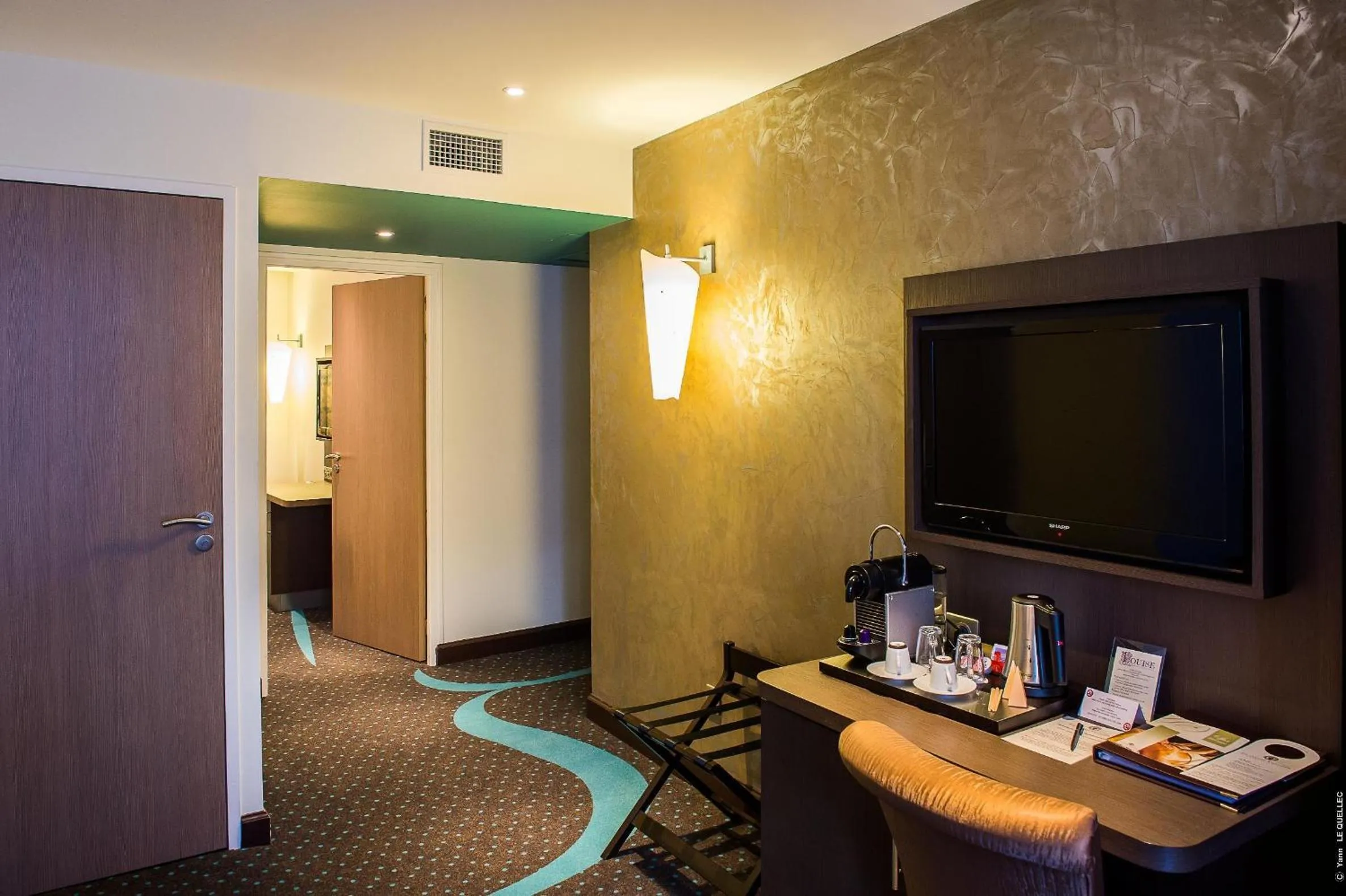 Decorative detail in Hôtel François Premier Cognac Centre