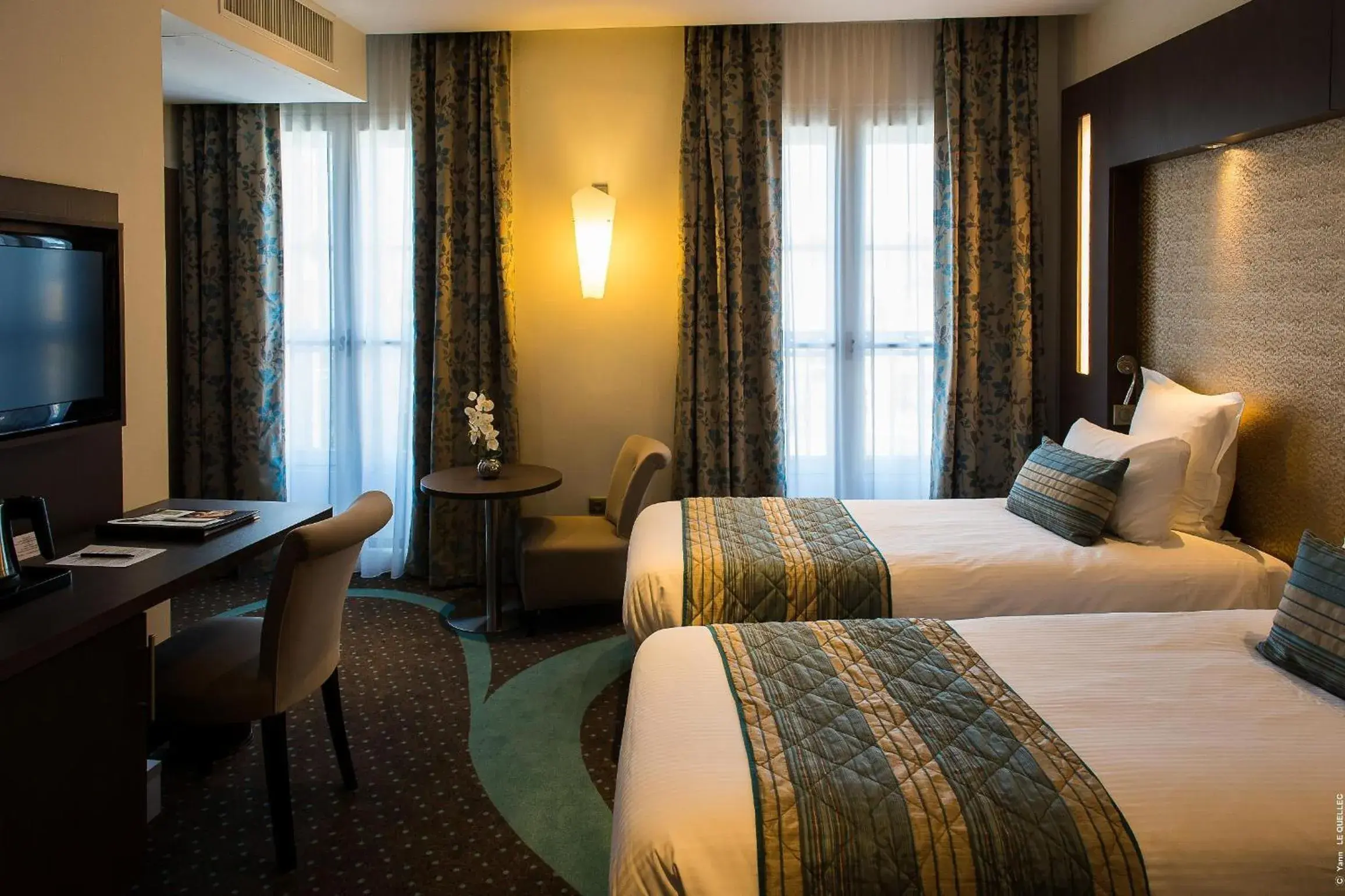 Day, Bed in Hôtel François Premier Cognac Centre Day, Bed in Hôtel François Premier Cognac Centre