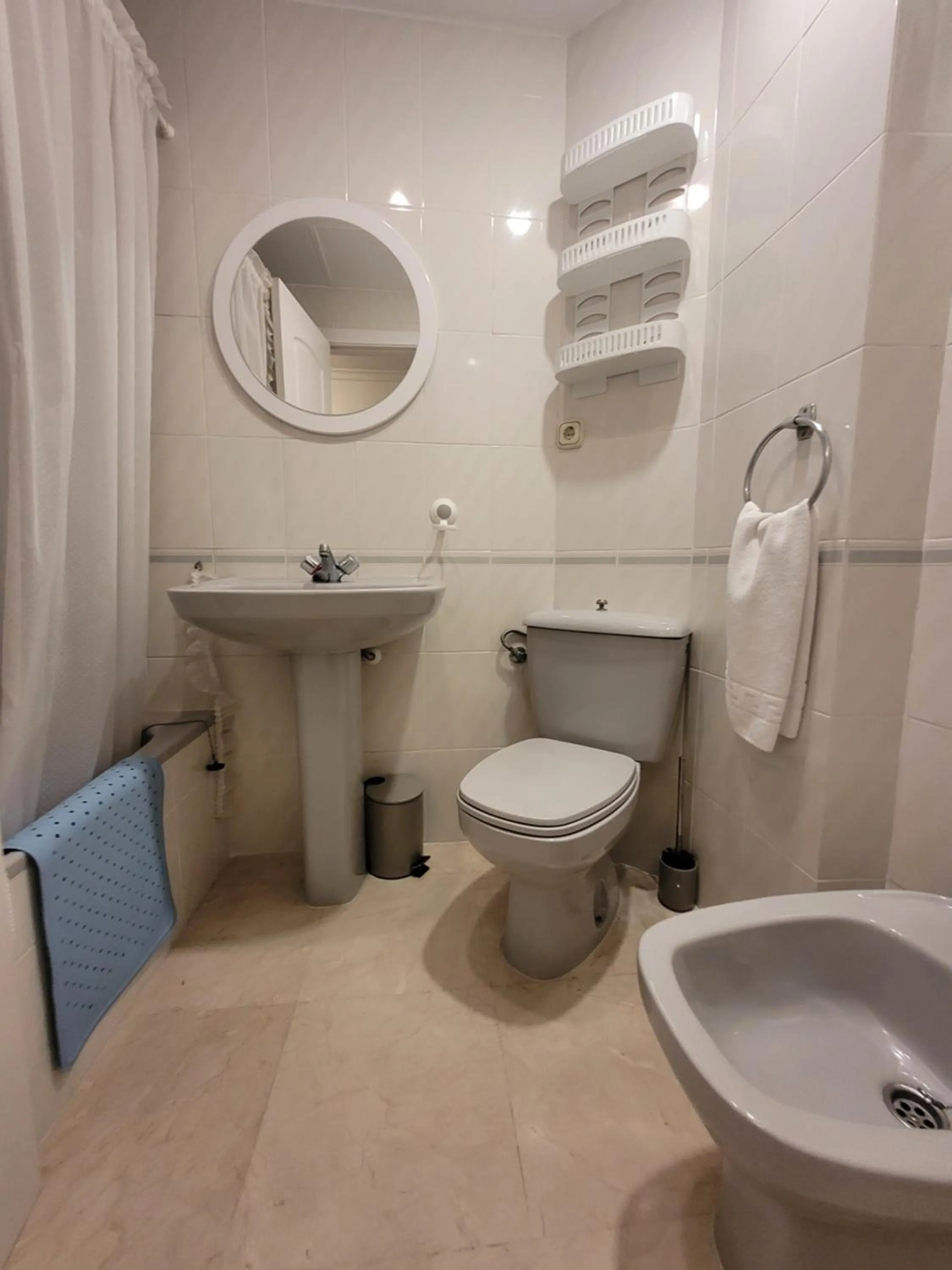 Bathroom in Torre Levante-Fincas Benidorm