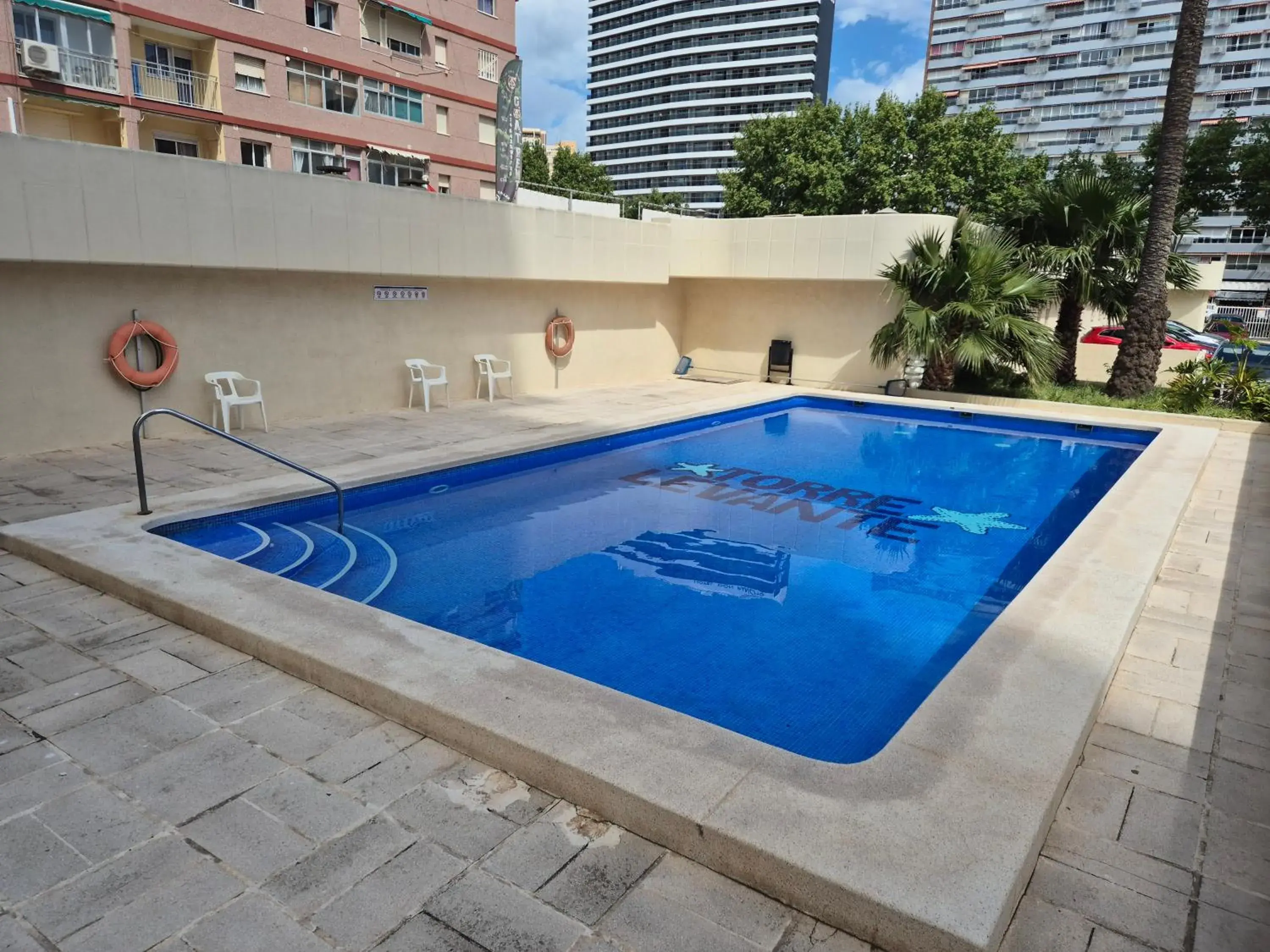 Swimming pool in Torre Levante-Fincas Benidorm Swimming pool in Torre Levante-Fincas Benidorm