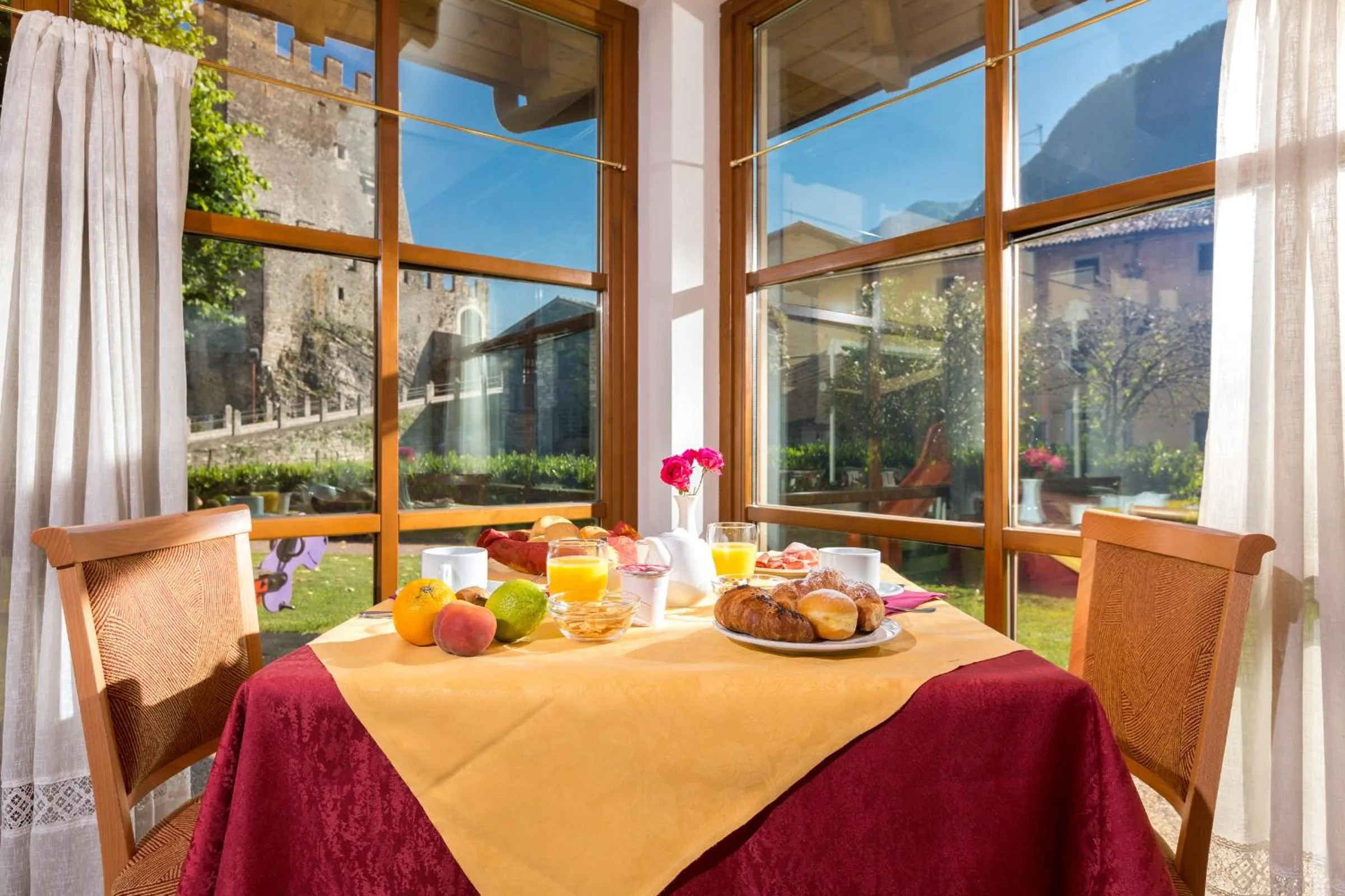 Decorative detail in Hotel Antica Croce - Gardaslowemotion