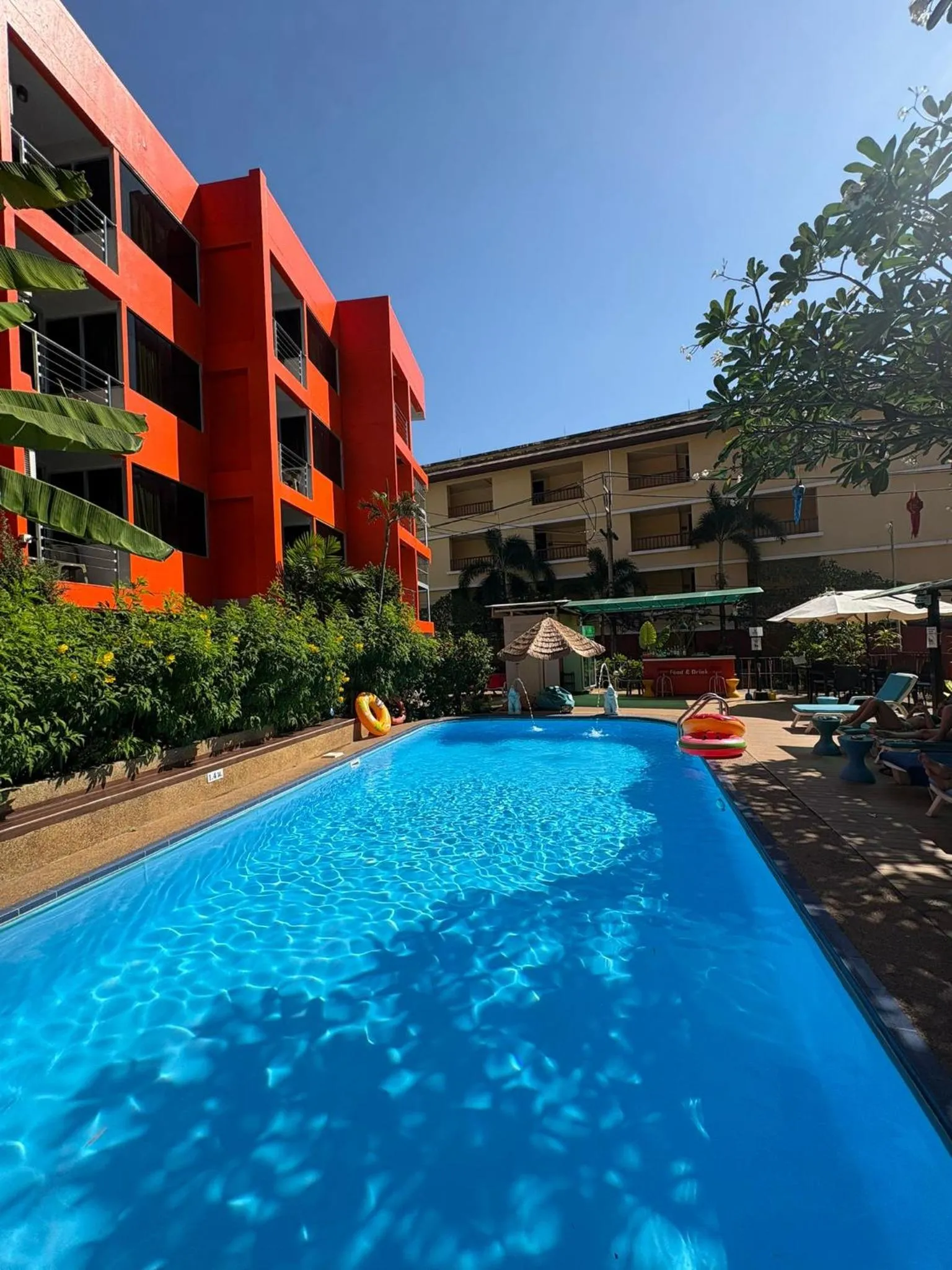 PorterHouse Beach Hotel