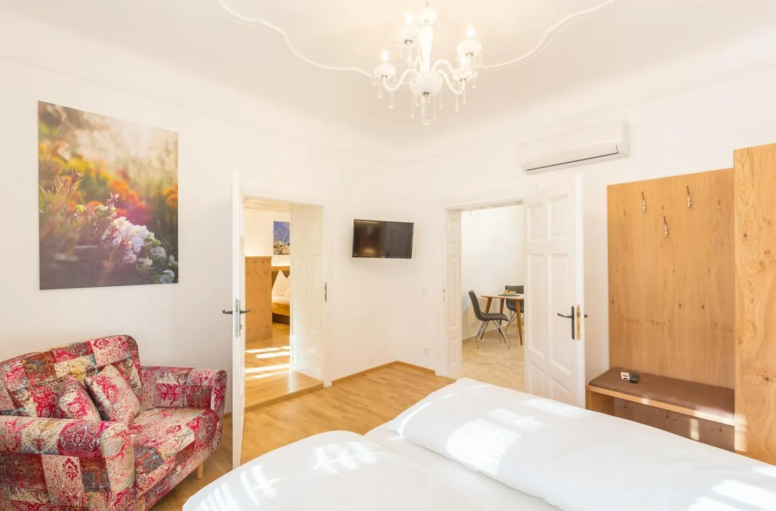 TV and multimedia, Bed in Altes Backhaus