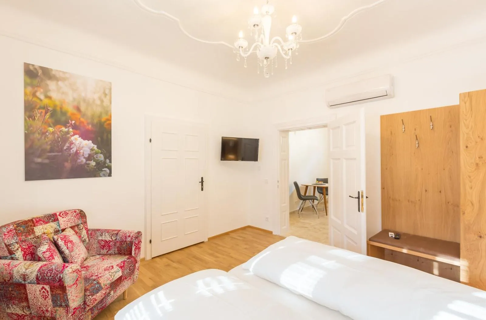 Bedroom, Bed in Altes Backhaus