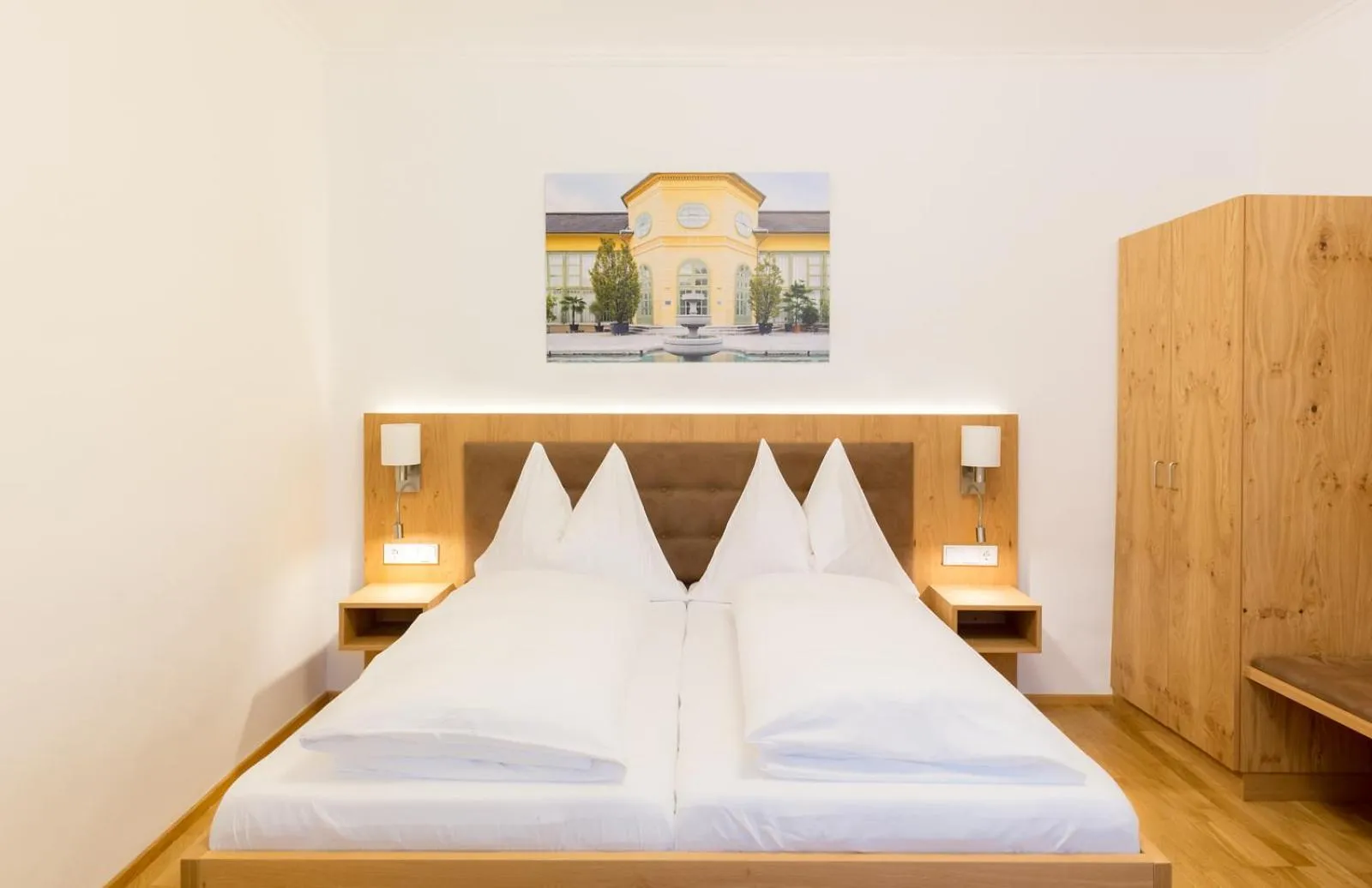 Bedroom, Bed in Altes Backhaus