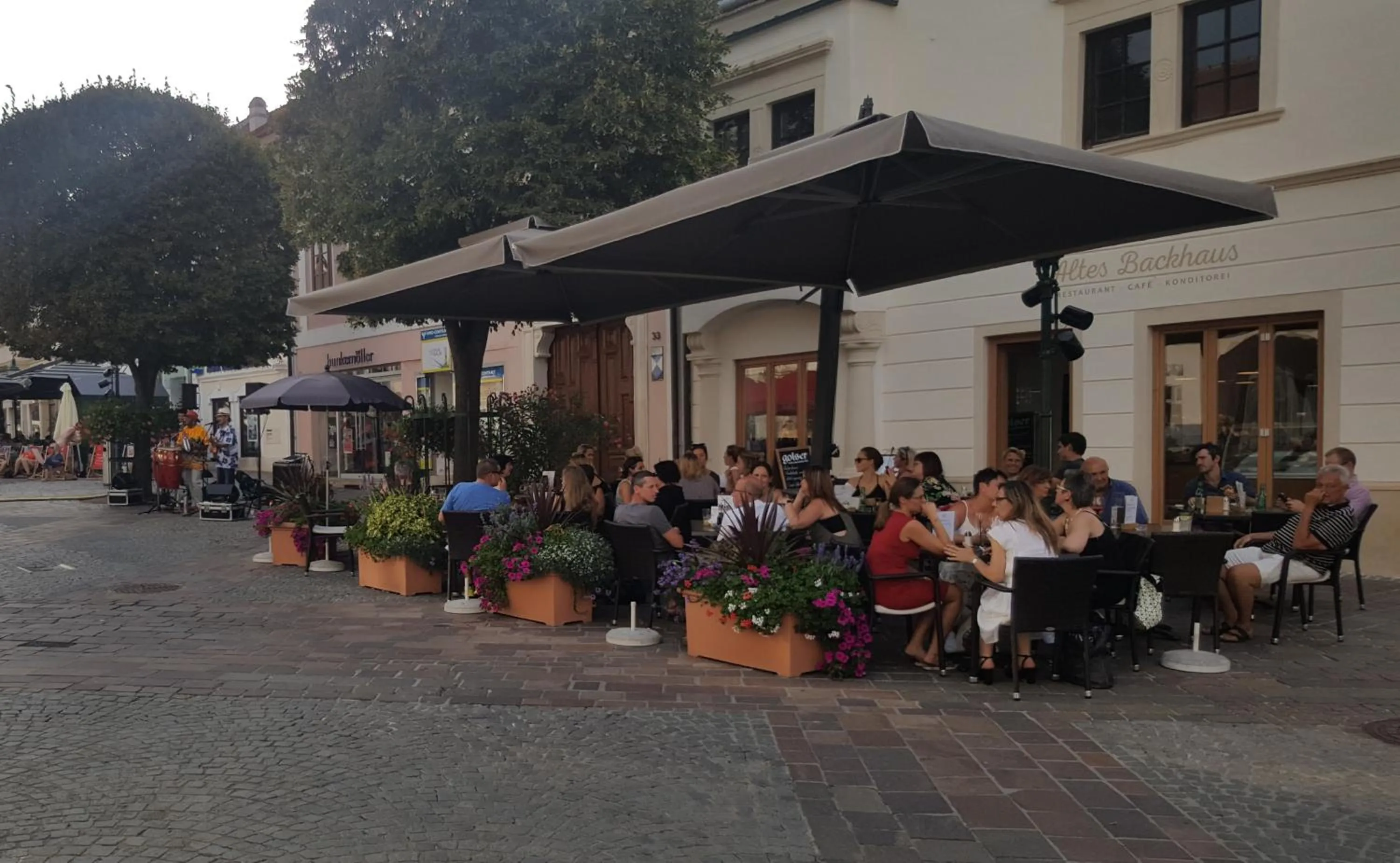Restaurant/places to eat in Altes Backhaus