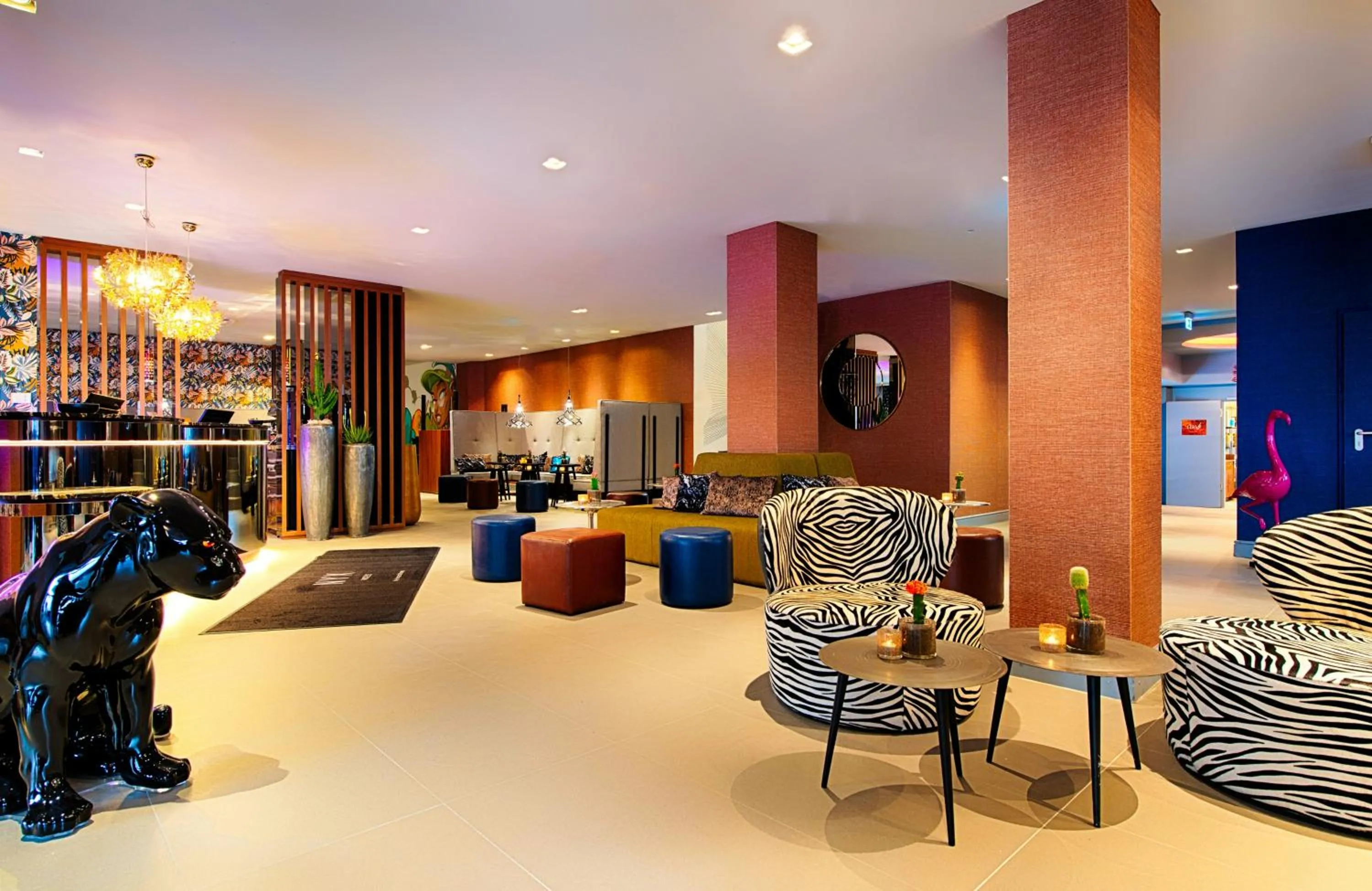Lobby or reception in NYX Hotel Mannheim by Leonardo Hotels