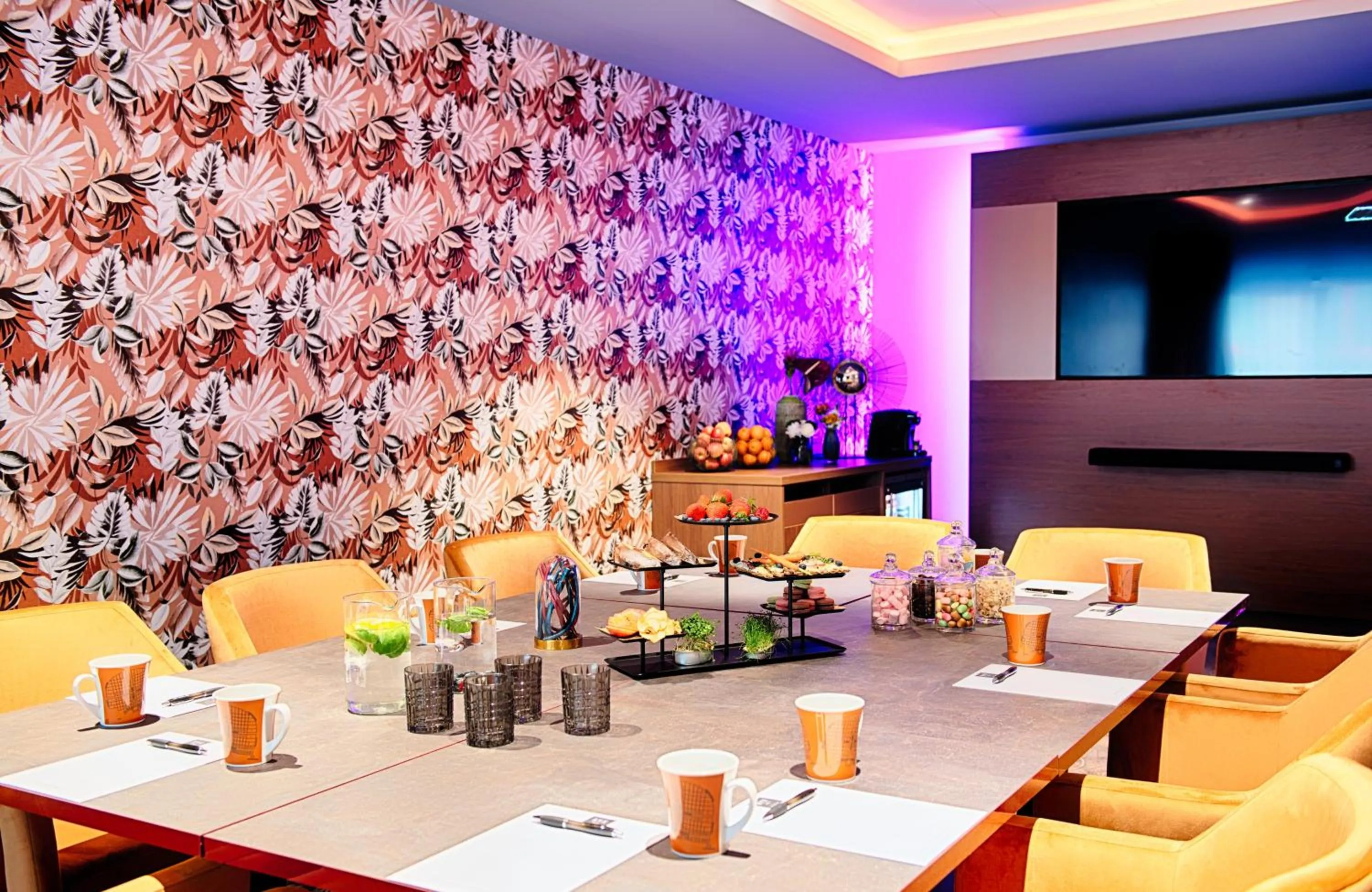 Meeting/conference room in NYX Hotel Mannheim by Leonardo Hotels