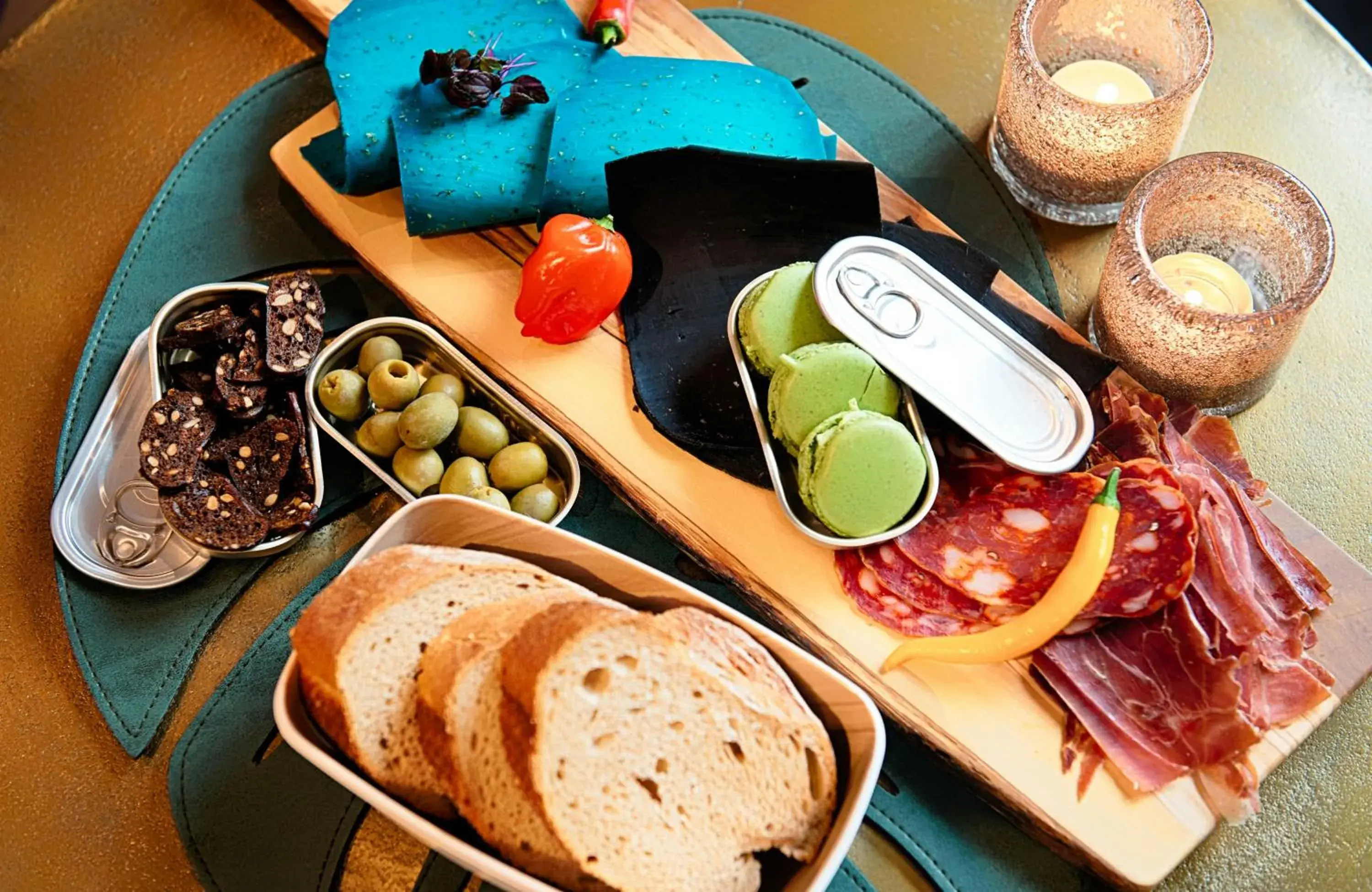 Lounge or bar in NYX Hotel Mannheim by Leonardo Hotels Lounge or bar in NYX Hotel Mannheim by Leonardo Hotels