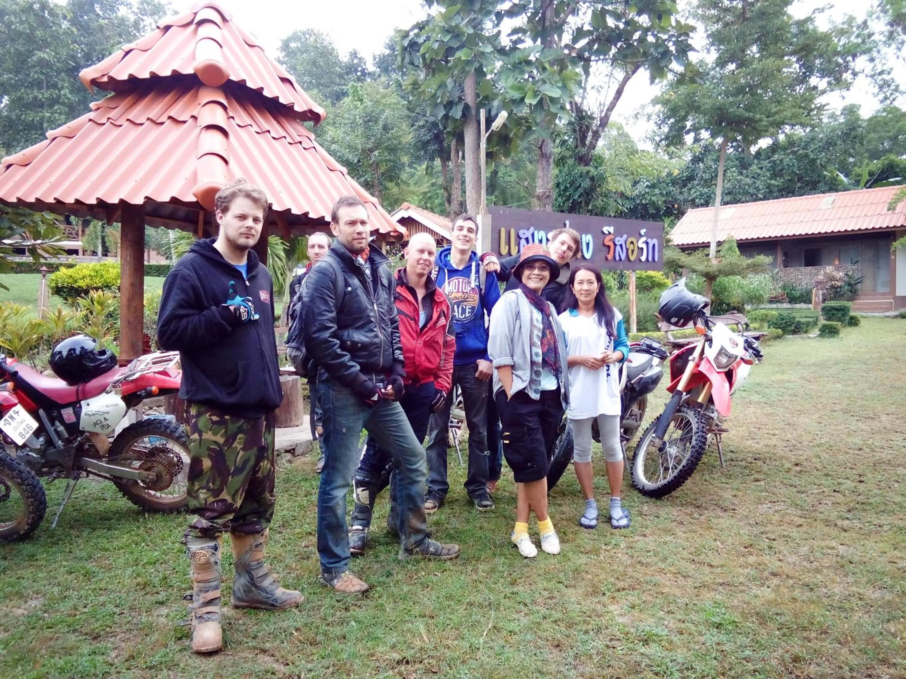 People in Sangsawang Resort