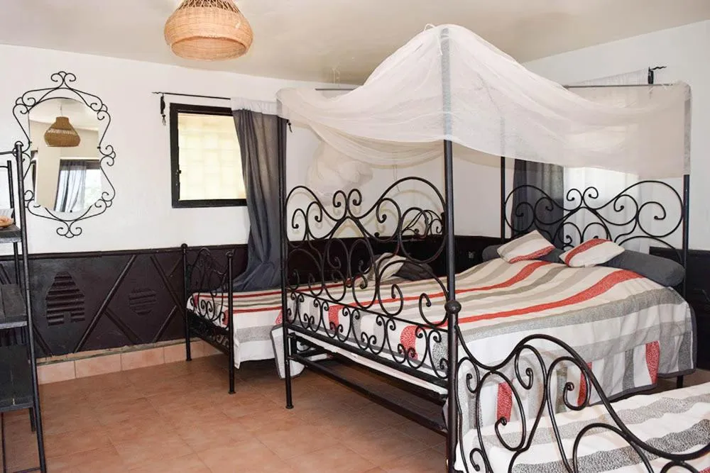 Bed in Hôtel Les Cordons Bleus