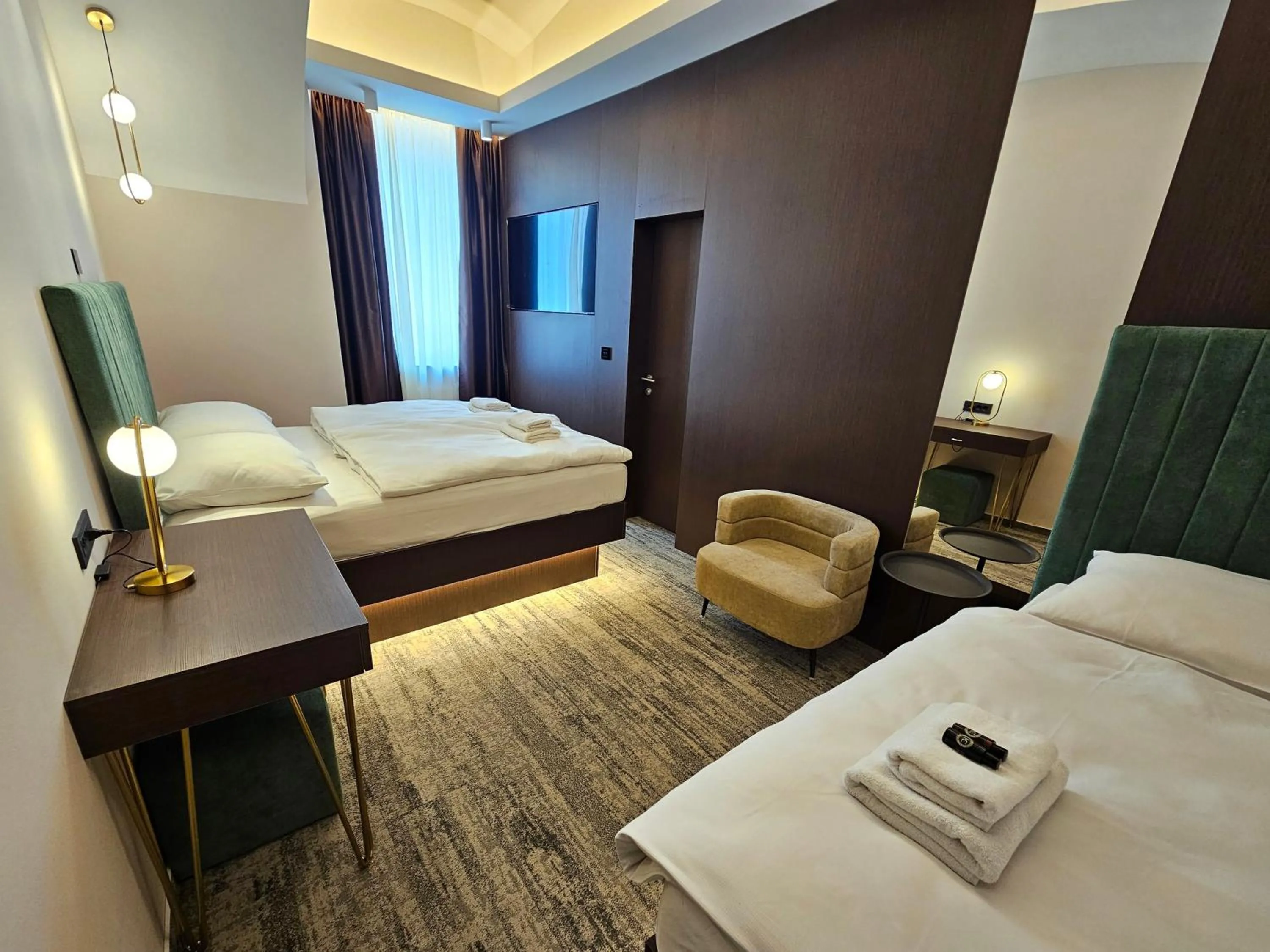 Bed in Center Ljubljana