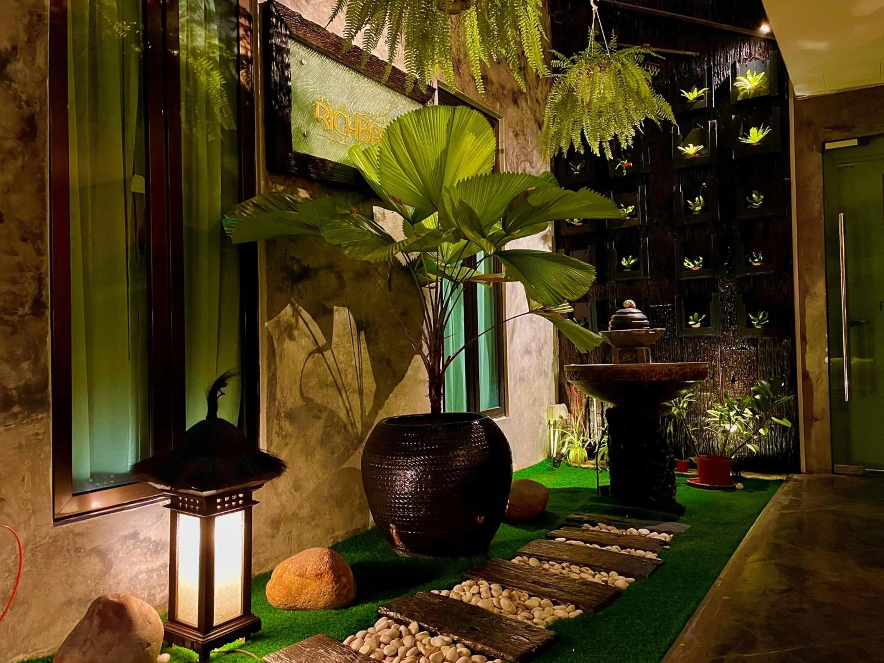 Property building in Hotel Richbaliz Selayang