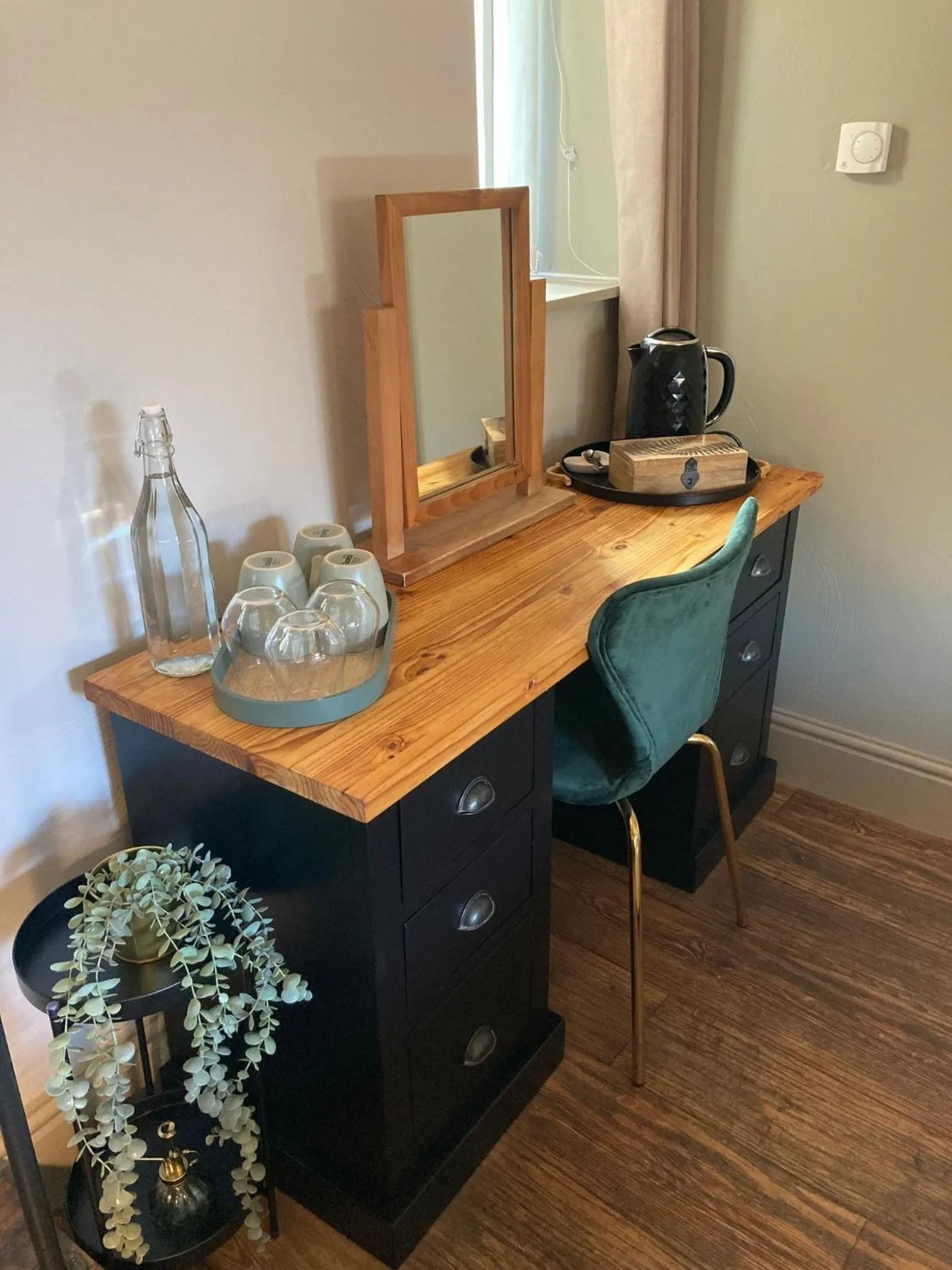 hair dresser in Blue Ball Inn, Sandygate, Exeter