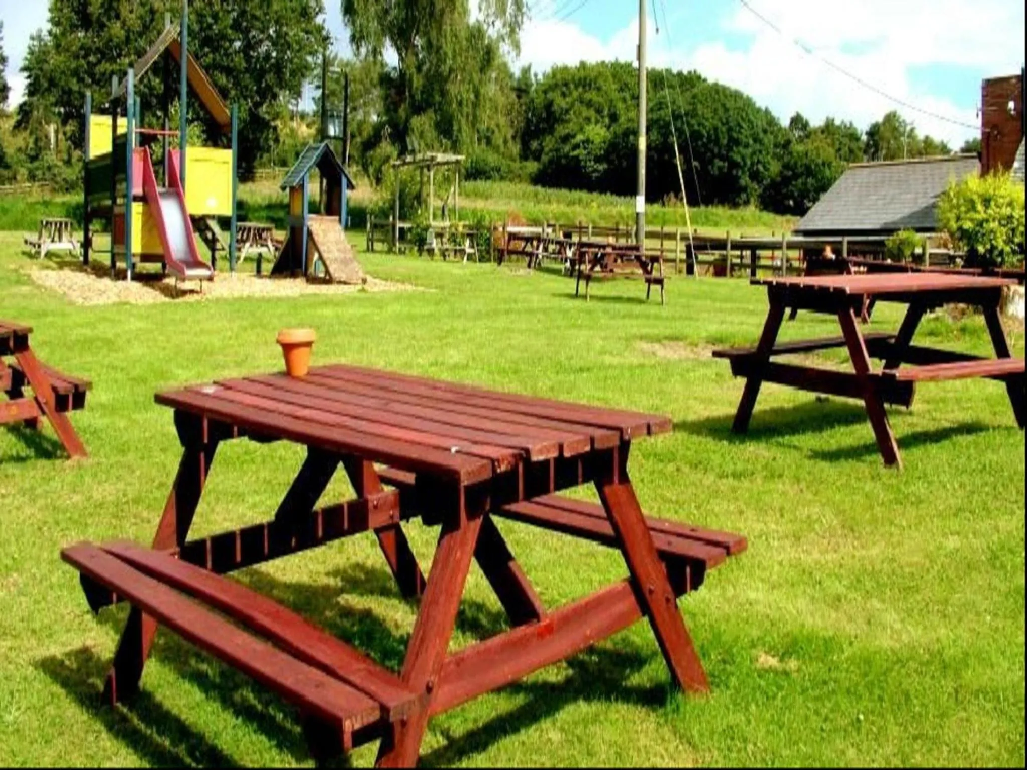Garden in Blue Ball Inn, Sandygate, Exeter