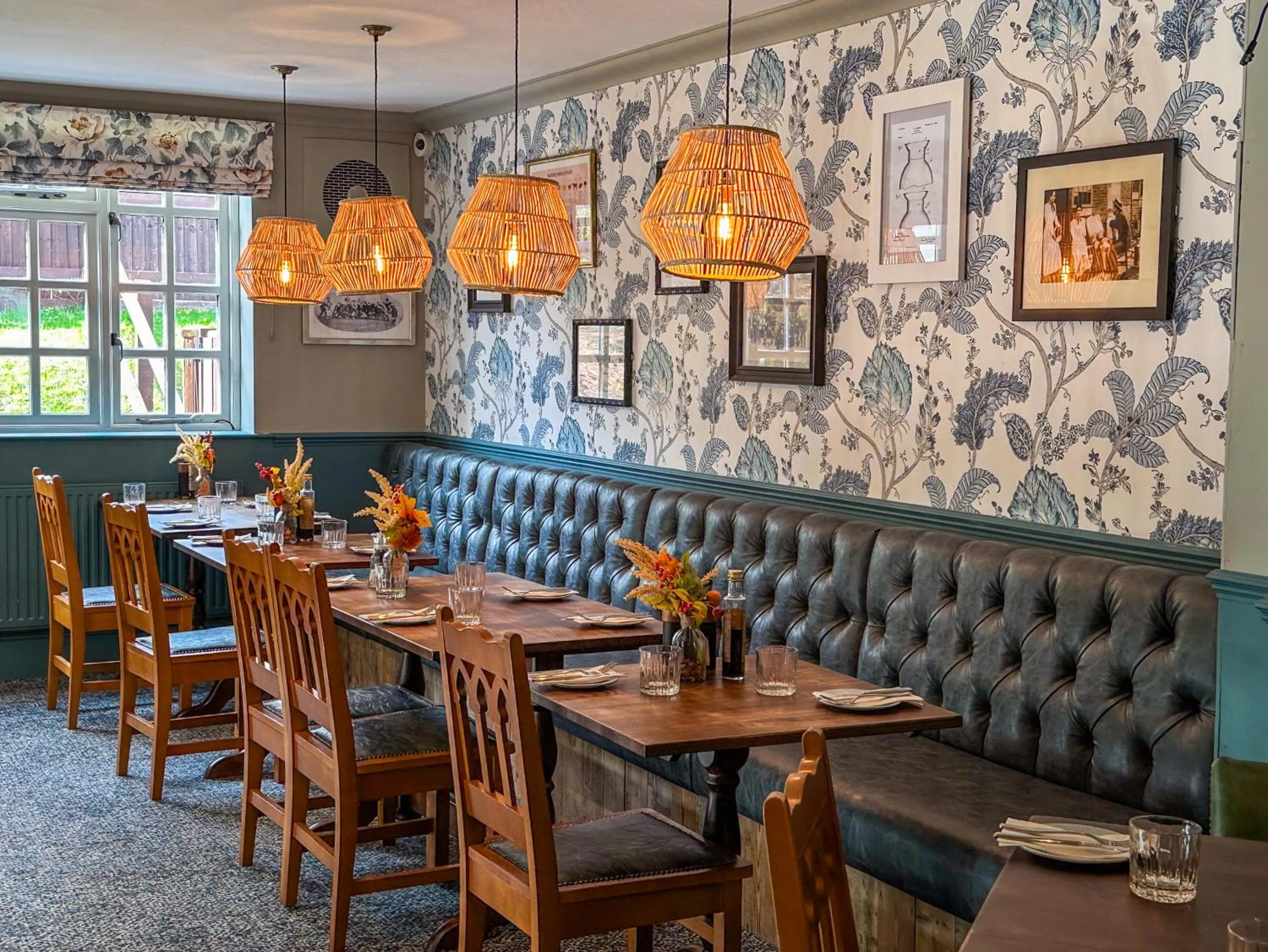 Restaurant/places to eat in Blue Ball Inn, Sandygate, Exeter