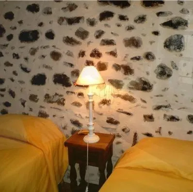 Photo of the whole room in Hotel l'Oronge