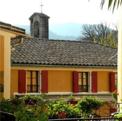 Facade/entrance in Hotel l'Oronge