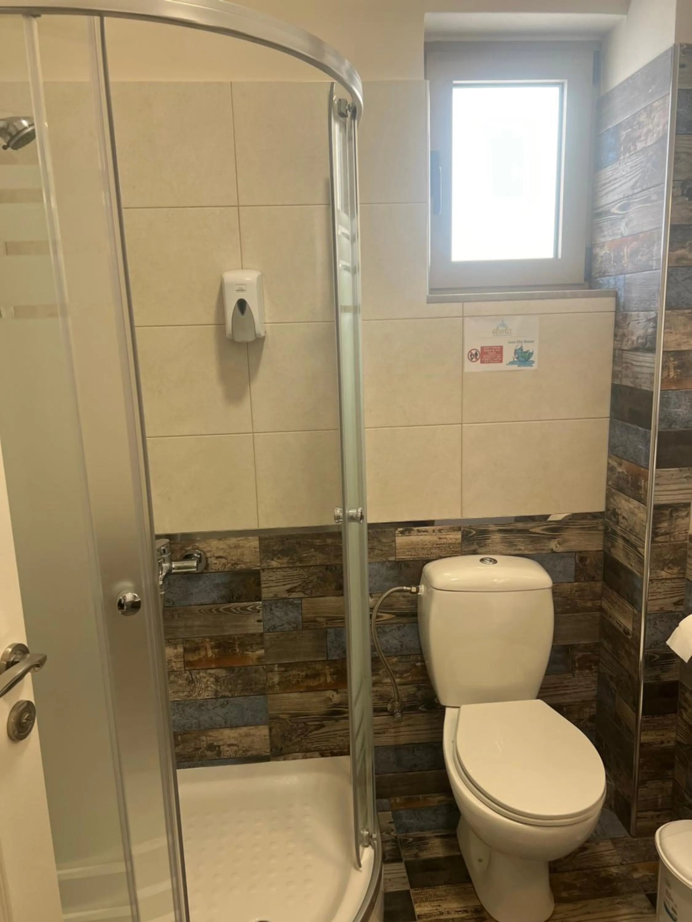 Elimia Suites & Studios
