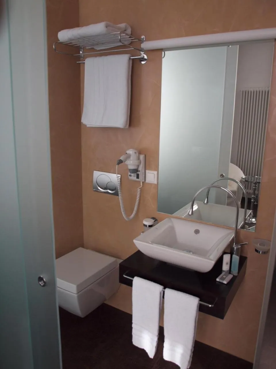 Bathroom in La Rinascente Locarno - Historic Center - Suites & Rooms - Easy Self Check-In