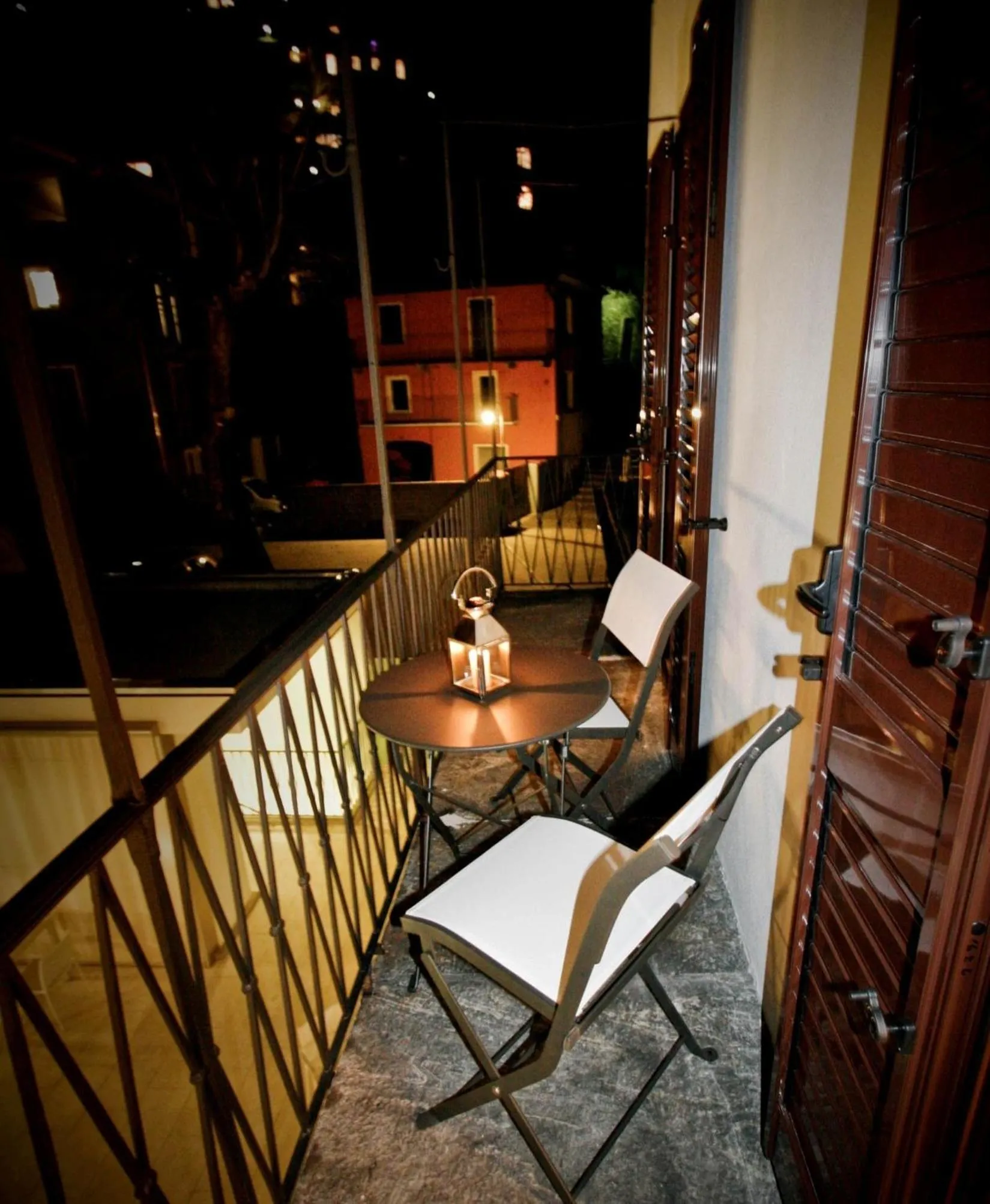 Balcony/Terrace in La Rinascente Locarno - Historic Center - Suites & Rooms - Easy Self Check-In
