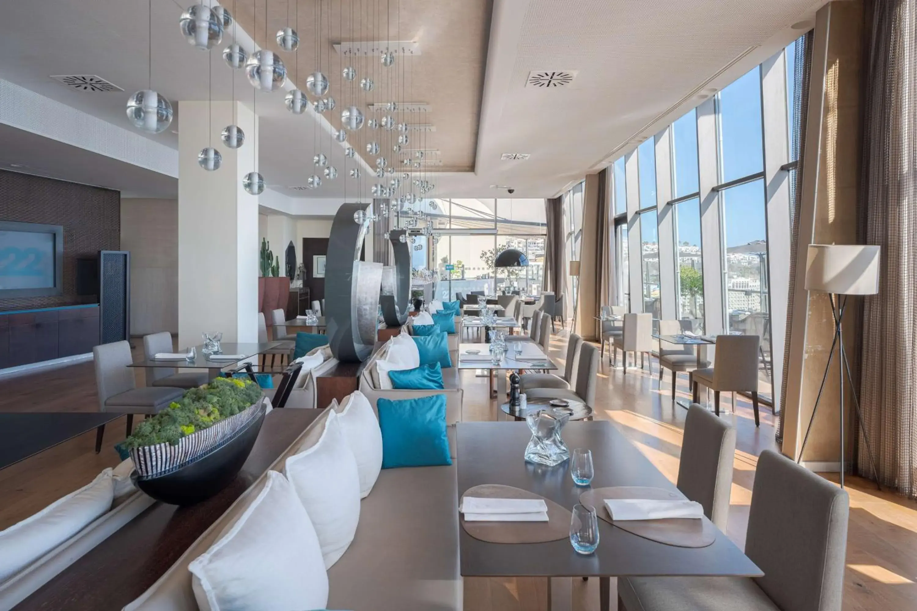 Restaurant/places to eat in Radisson Blu Resort Gran Canaria Restaurant/places to eat in Radisson Blu Resort Gran Canaria