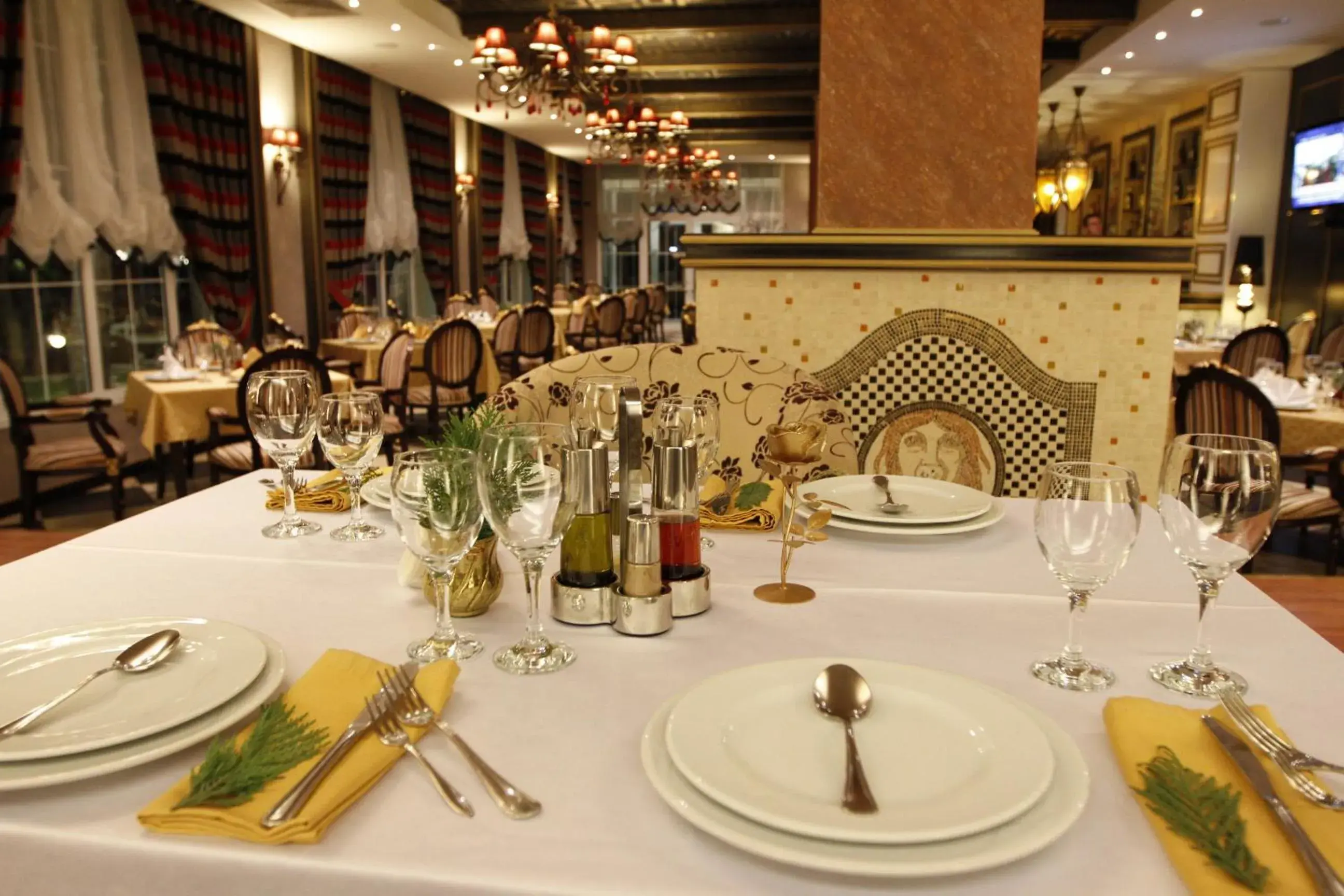 Restaurant/places to eat in Bel Conti Hotel Restaurant/places to eat in Bel Conti Hotel
