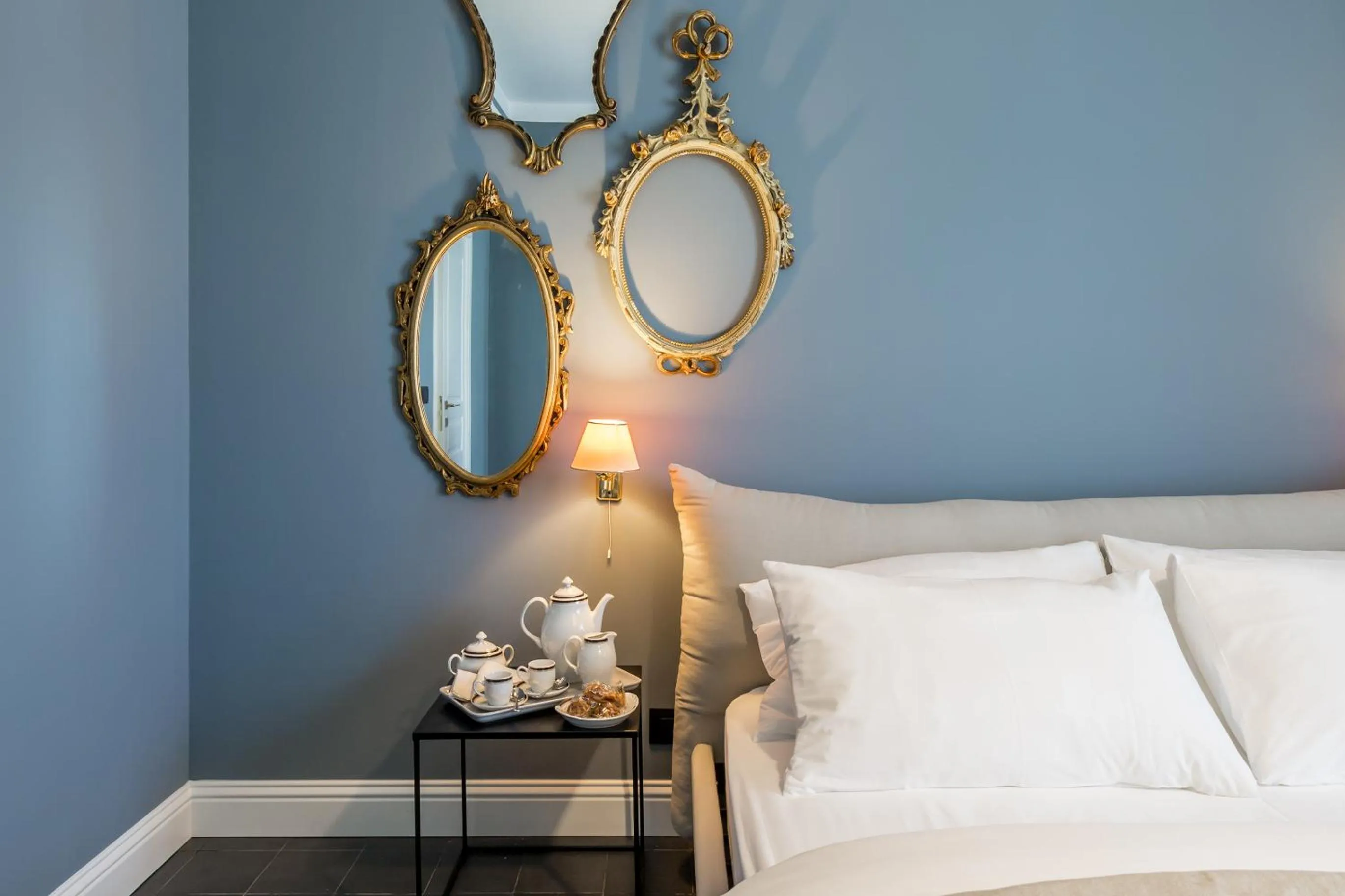 Bed in Villa Raphael
