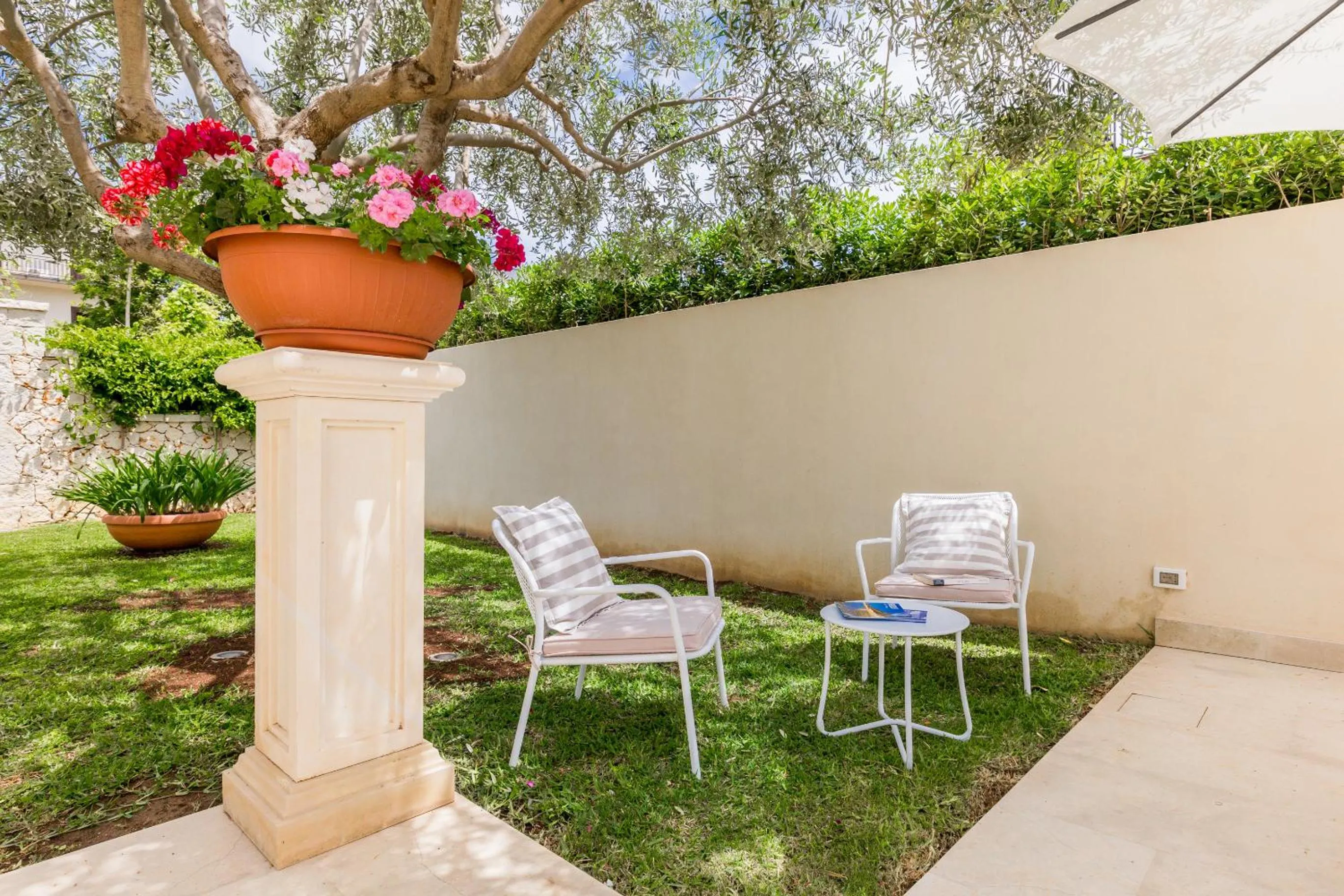 Patio in Villa Raphael