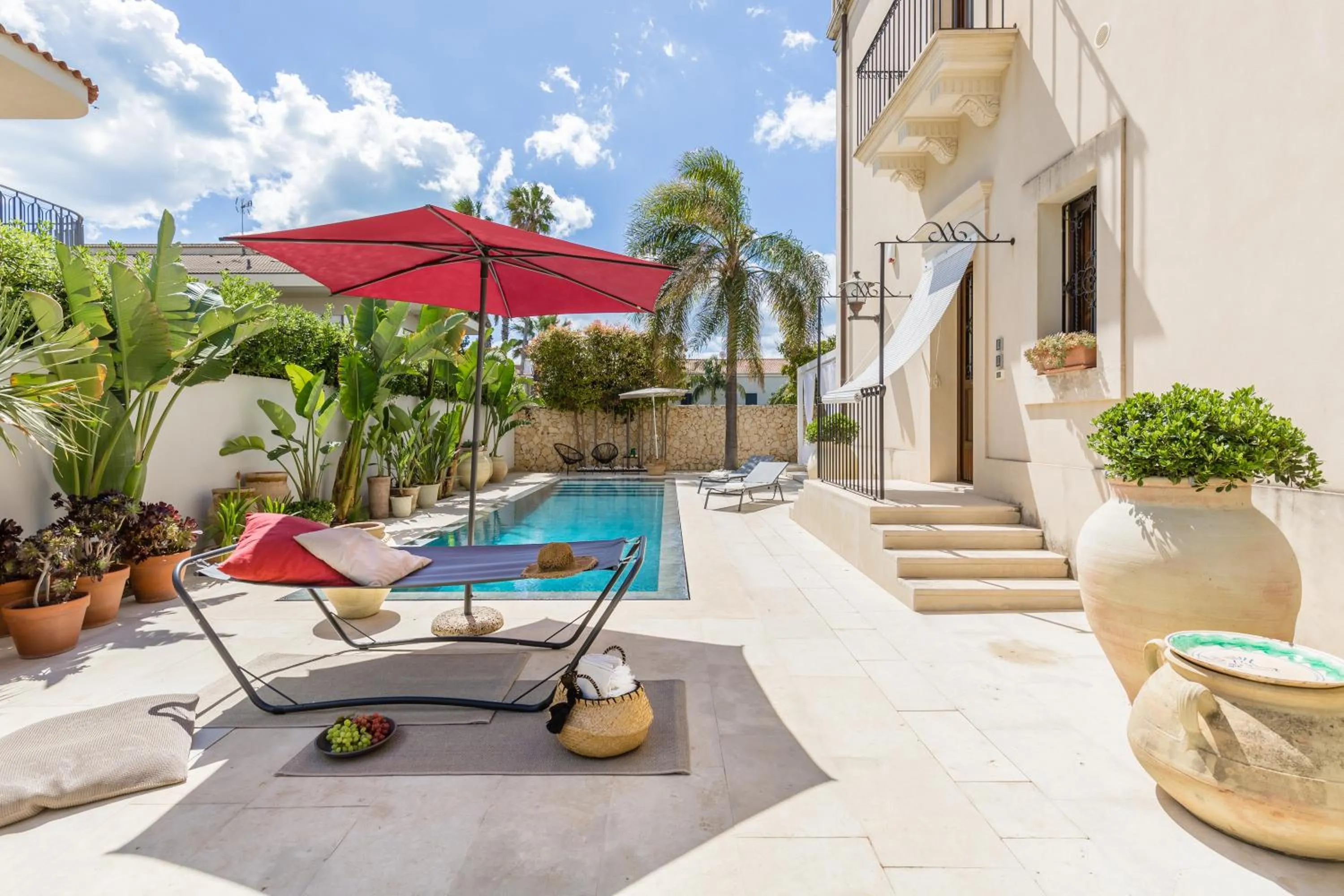 Villa Raphael