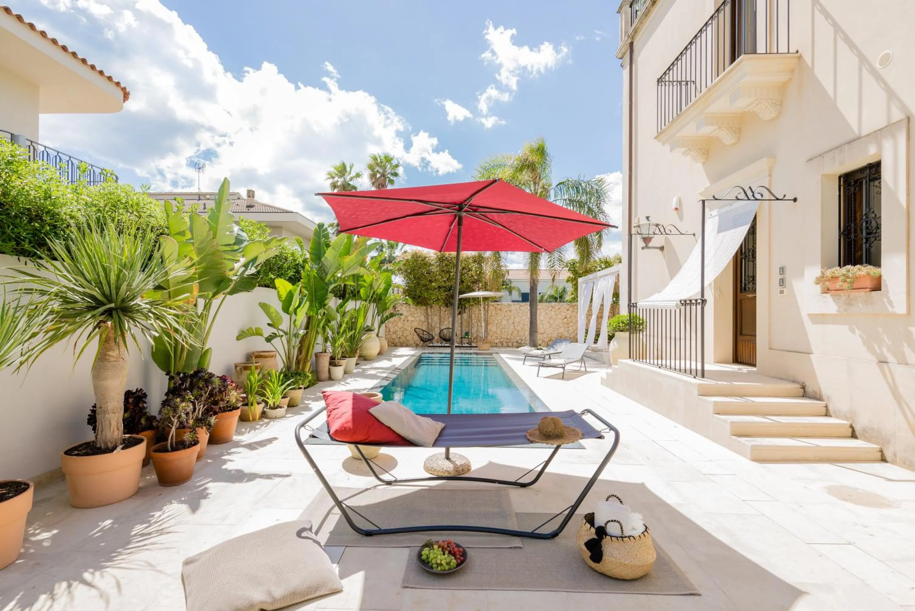 Villa Raphael