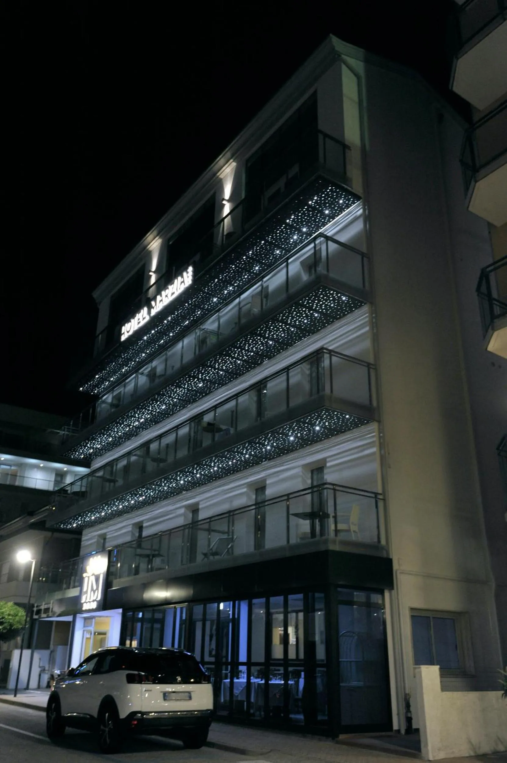 Property building in Hotel Marzia Holiday Queen