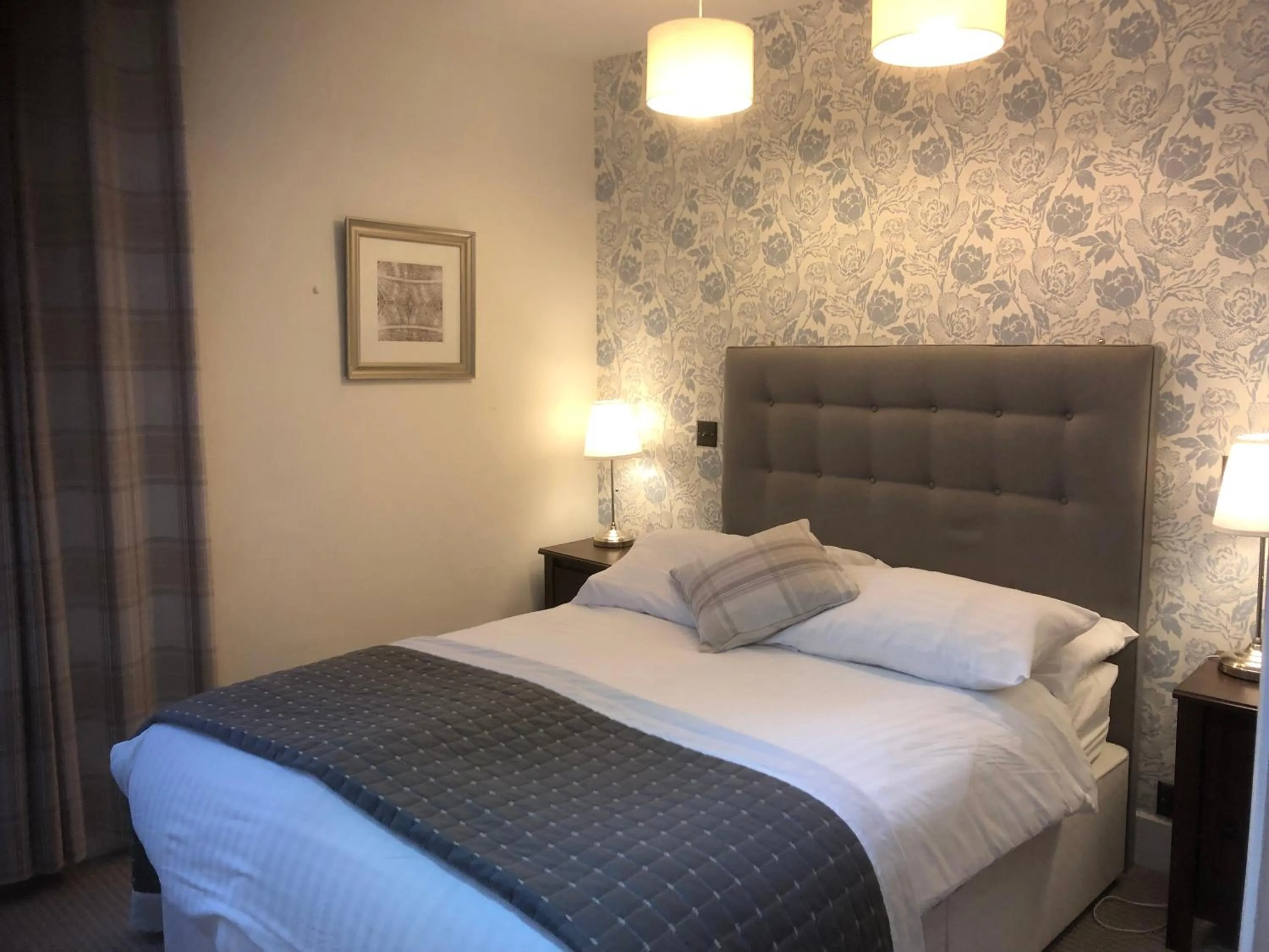 Bed in Newton House Oxford