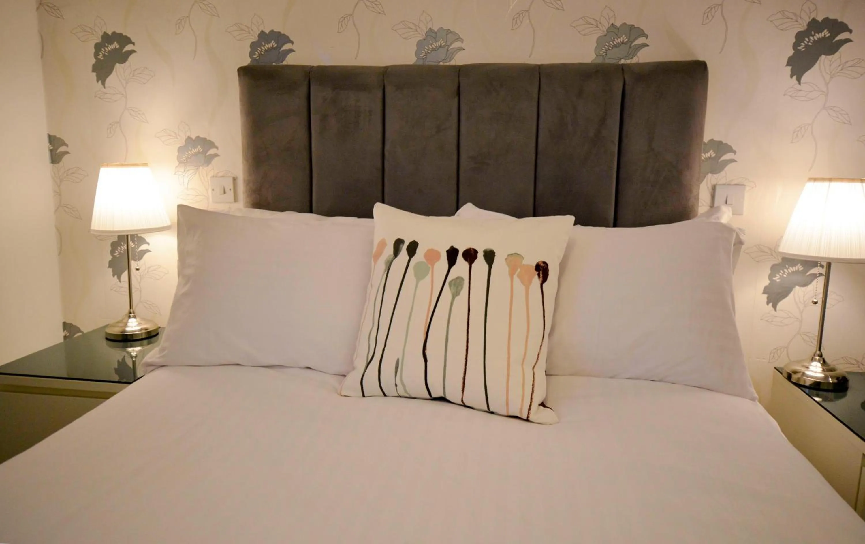 Day, Bed in Newton House Oxford