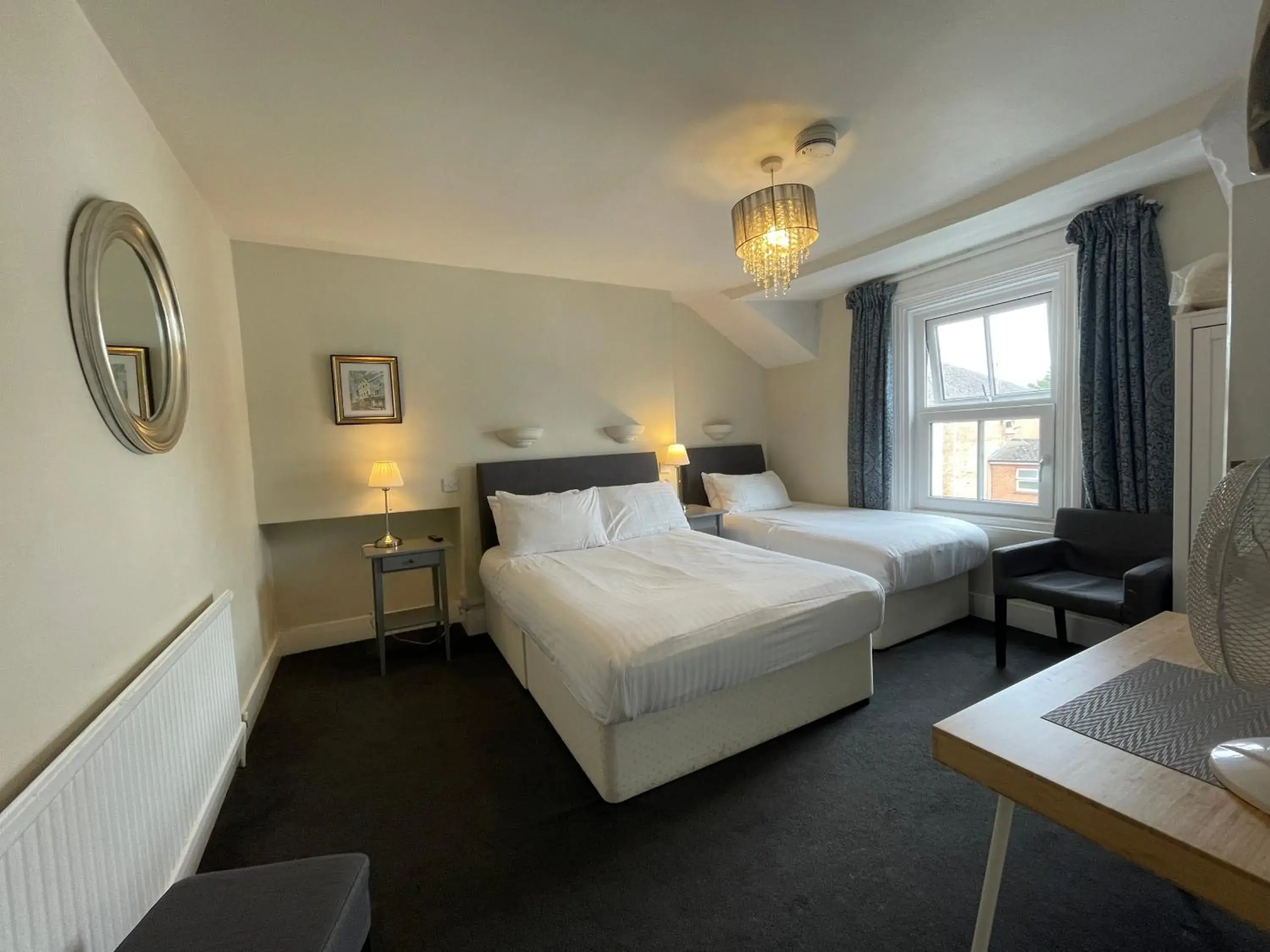 Bed in Newton House Oxford Bed in Newton House Oxford