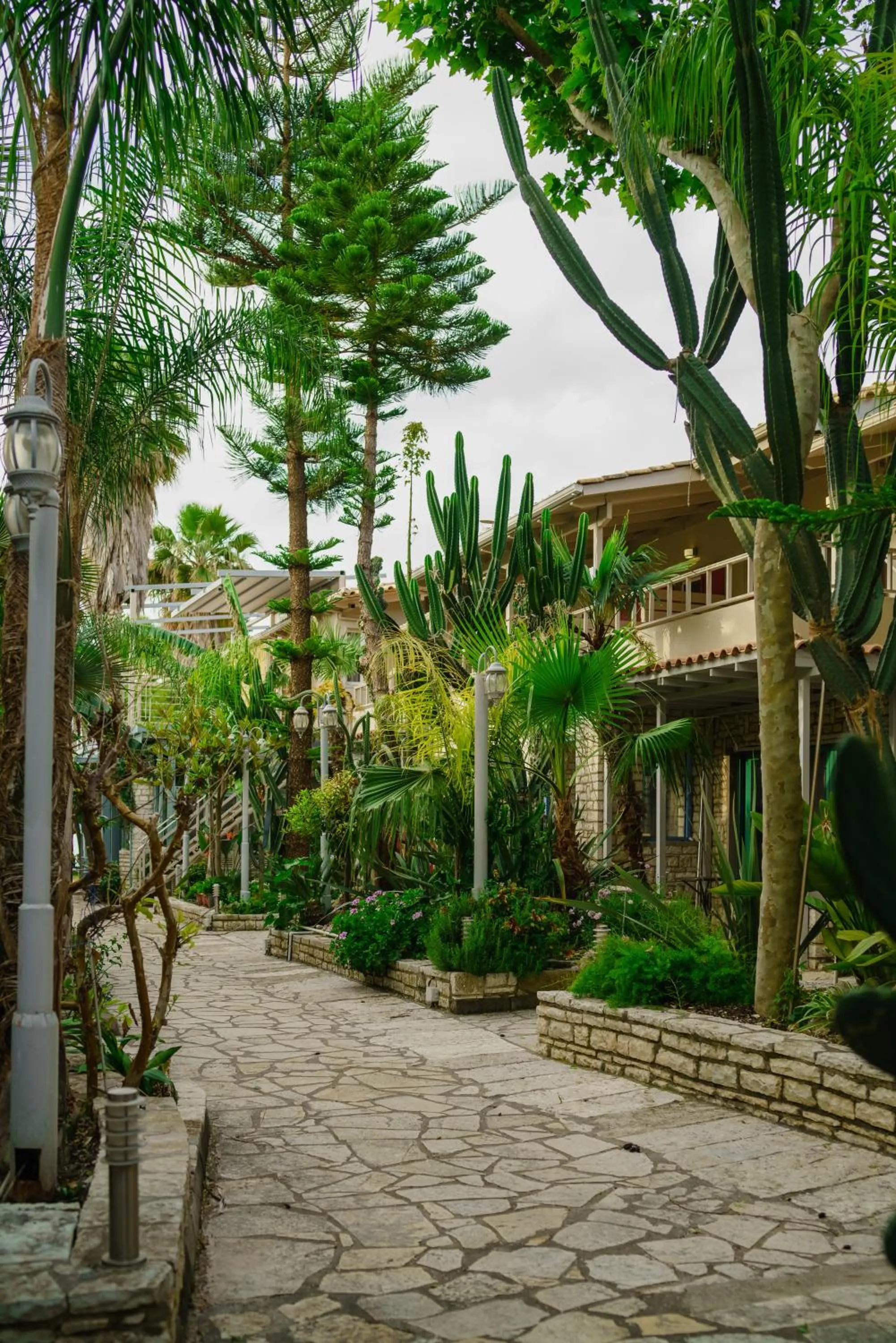 Rouda Bay Beach Hotel