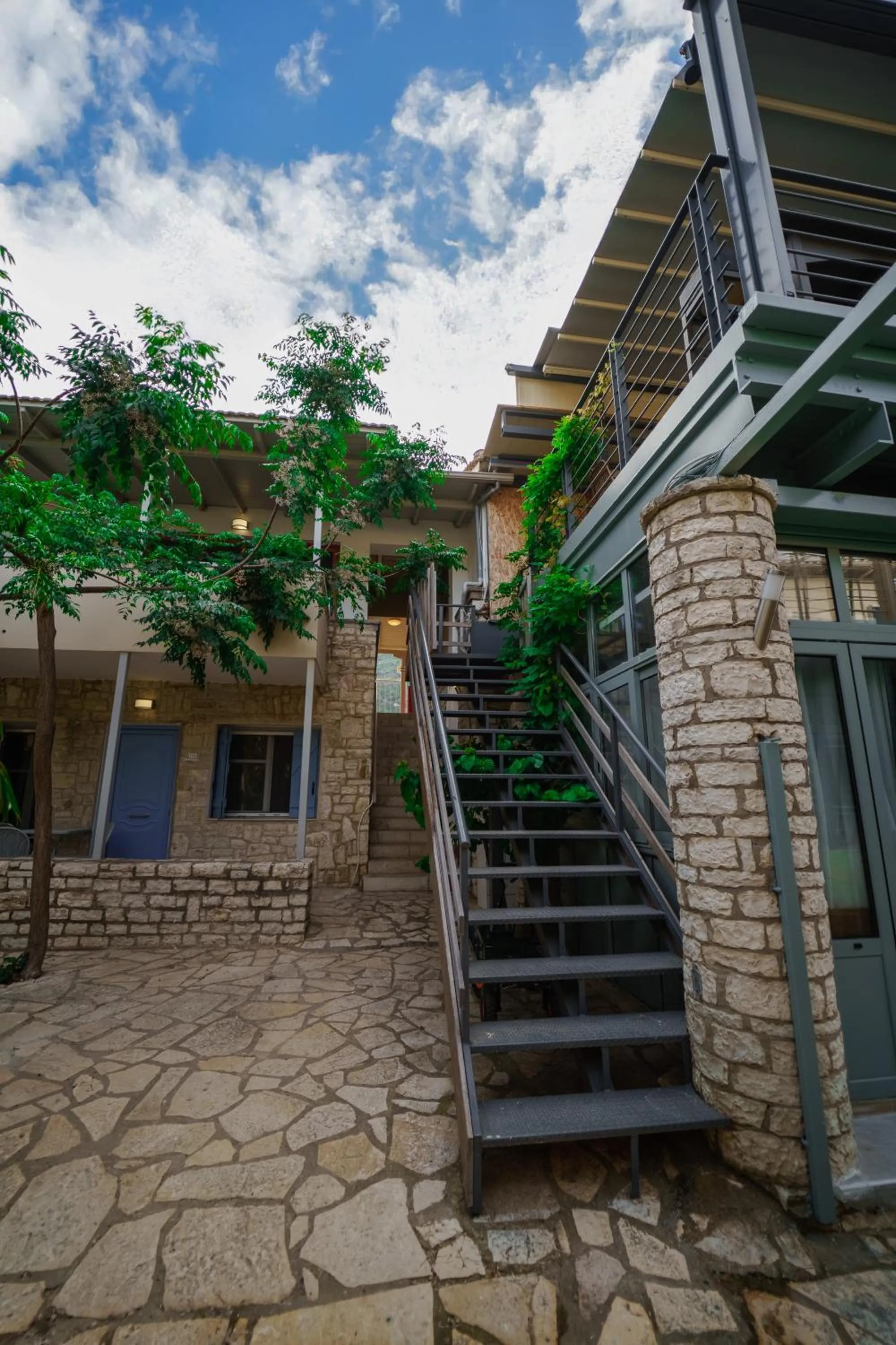 Rouda Bay Beach Hotel