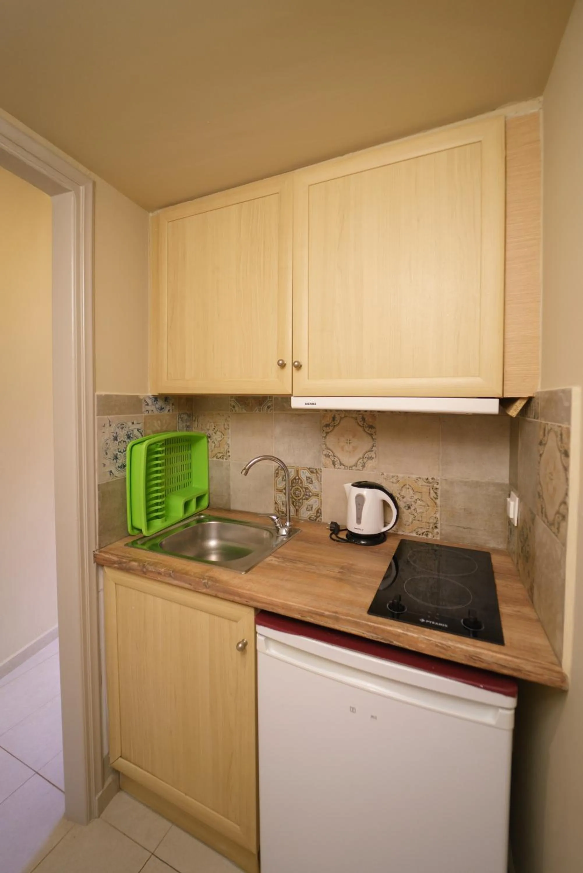 Rouda Bay Beach Hotel