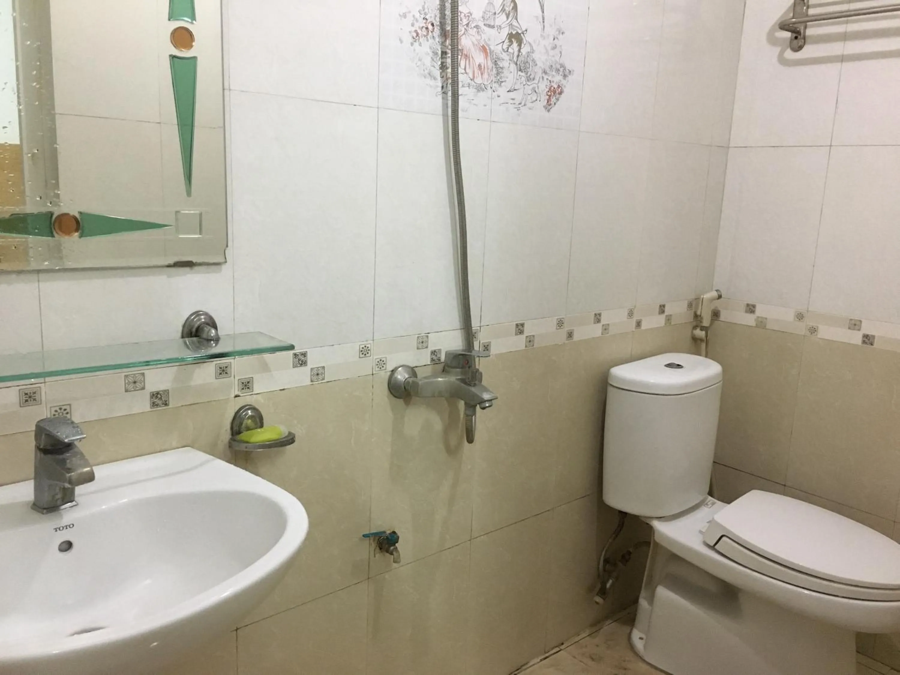 Property building in Hotel Hoang Gia
