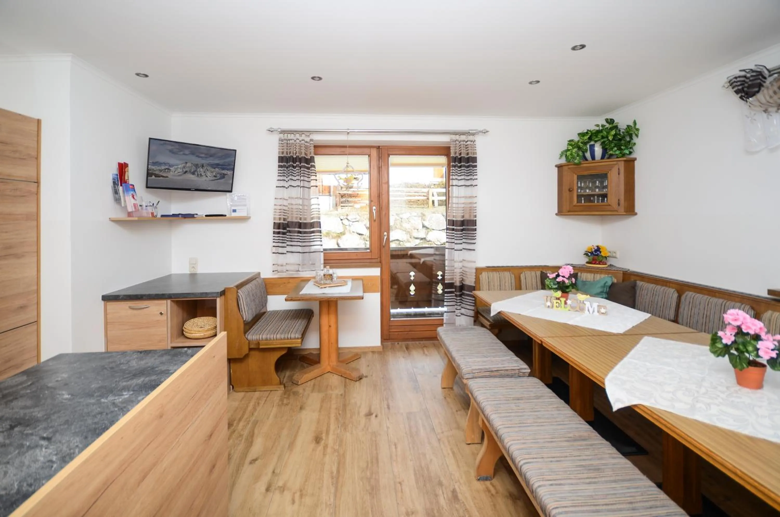 Kitchen or kitchenette in Landhuis Bartolot