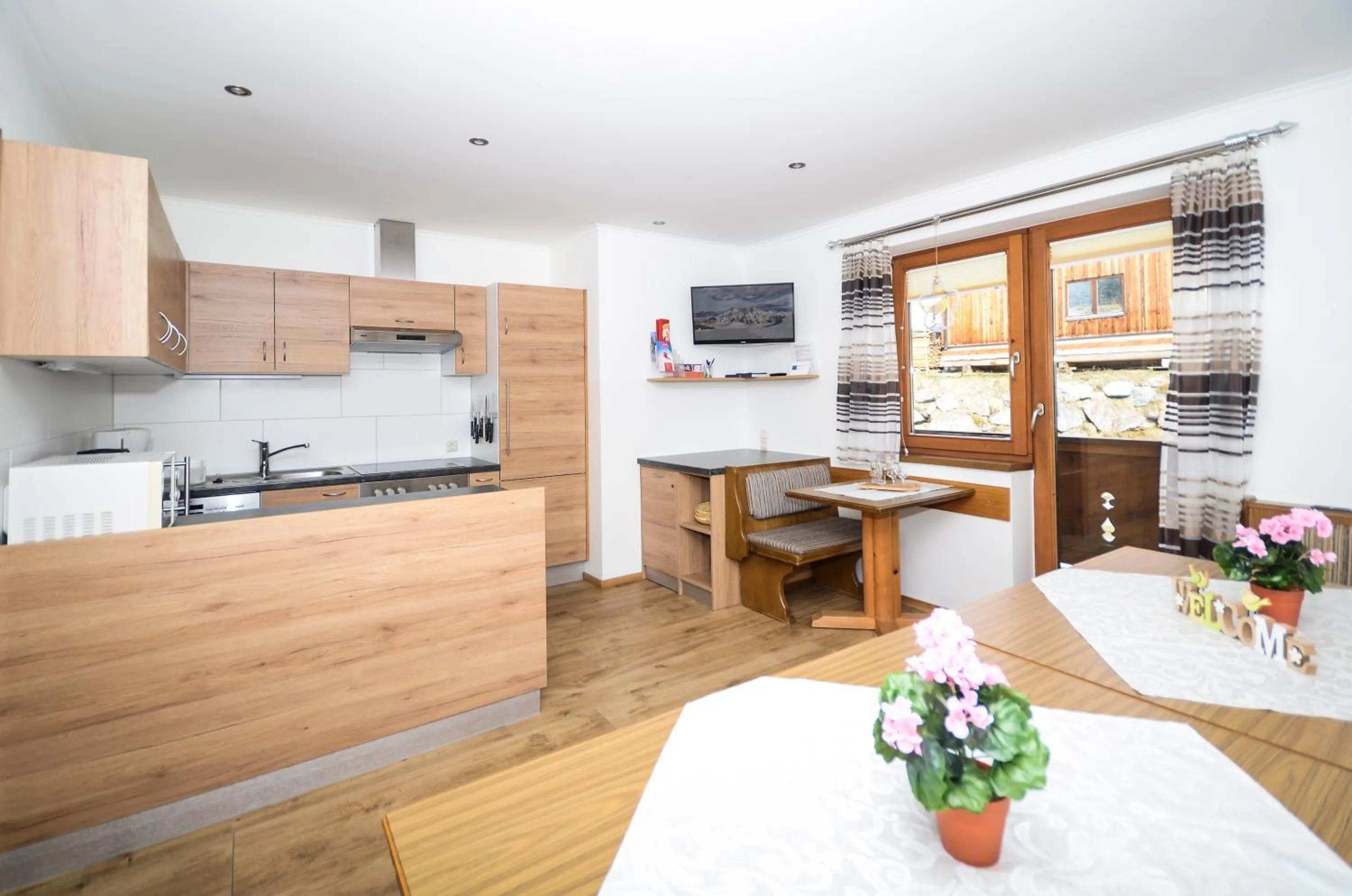 Kitchen or kitchenette in Landhuis Bartolot