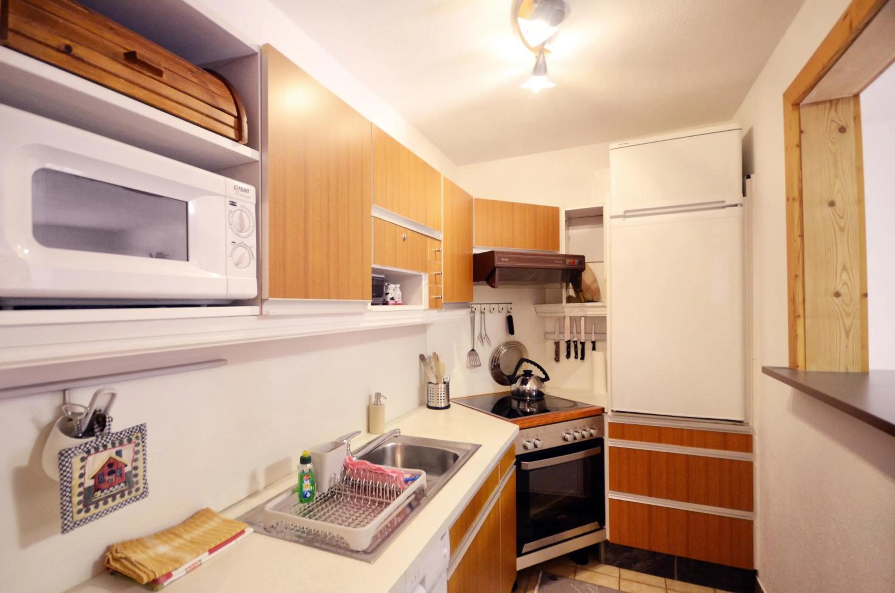Kitchen or kitchenette in Landhuis Bartolot